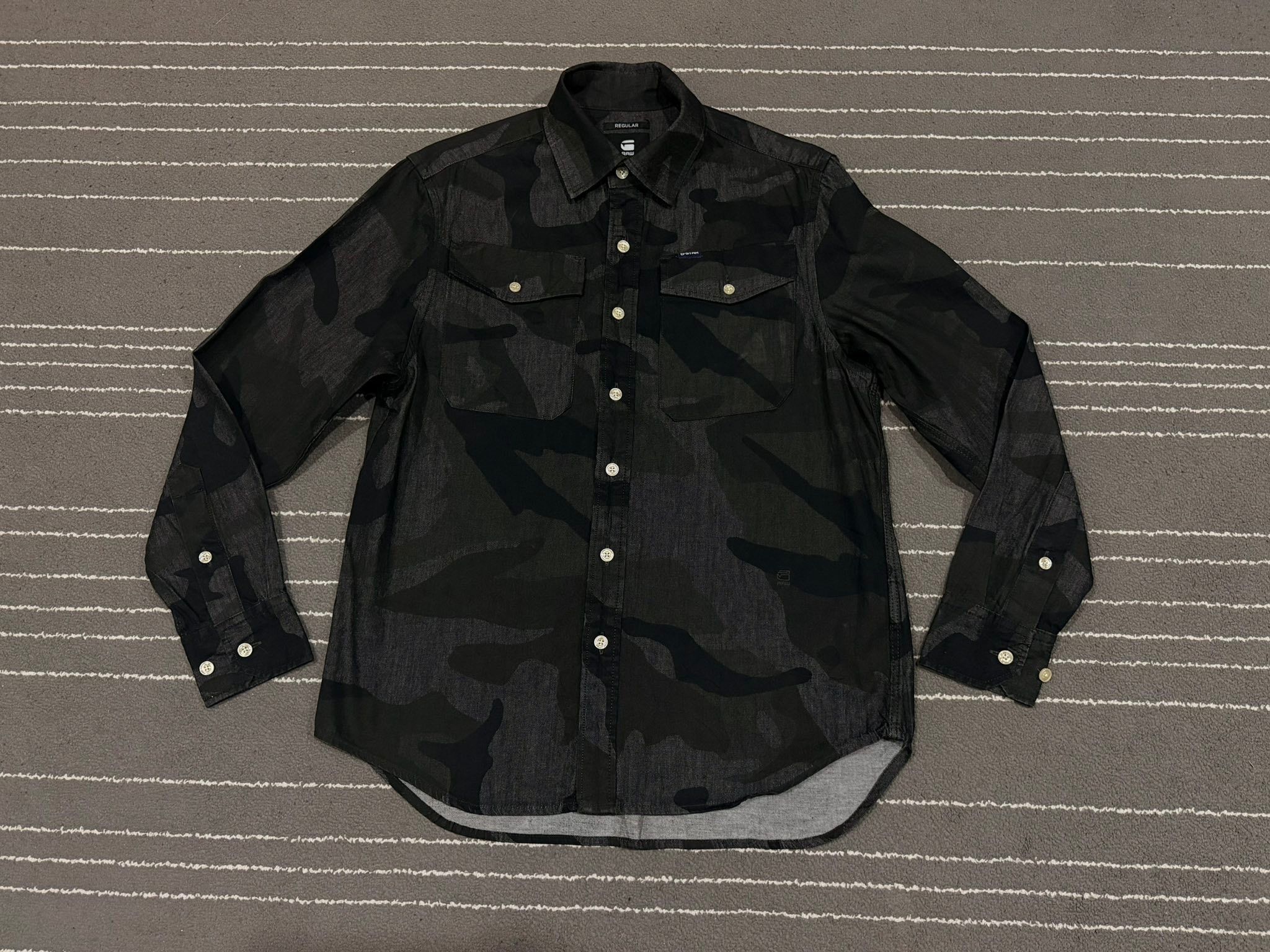 G-Star RAW g star camo button up S 3348 Size US S / EU 44-46 / 1 - 3 Thumbnail