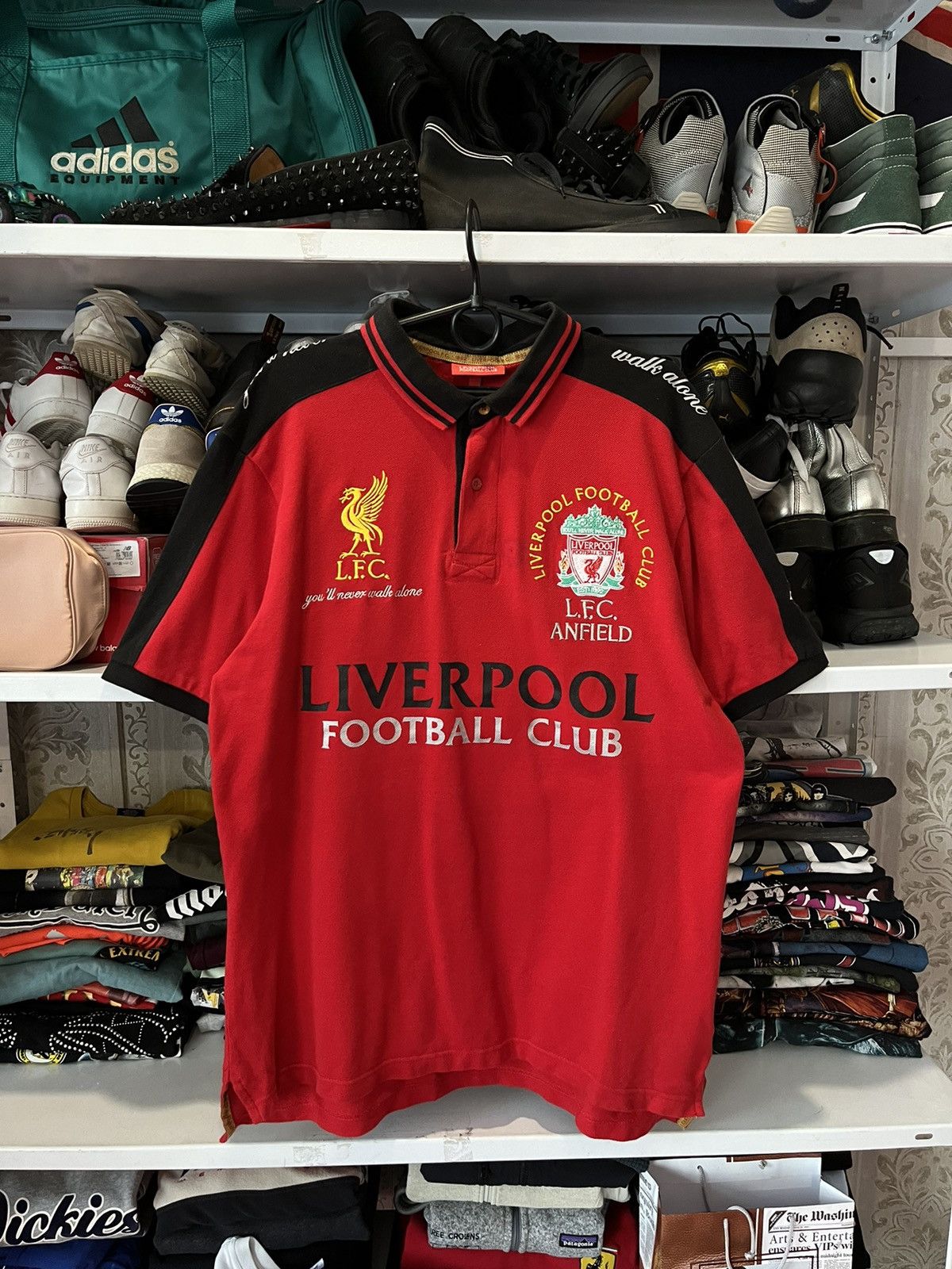 Vintage Vintage Liverpool Soccer Polo Big Logo Rare Size L Size US L / EU 52-54 / 3 - 17 Thumbnail