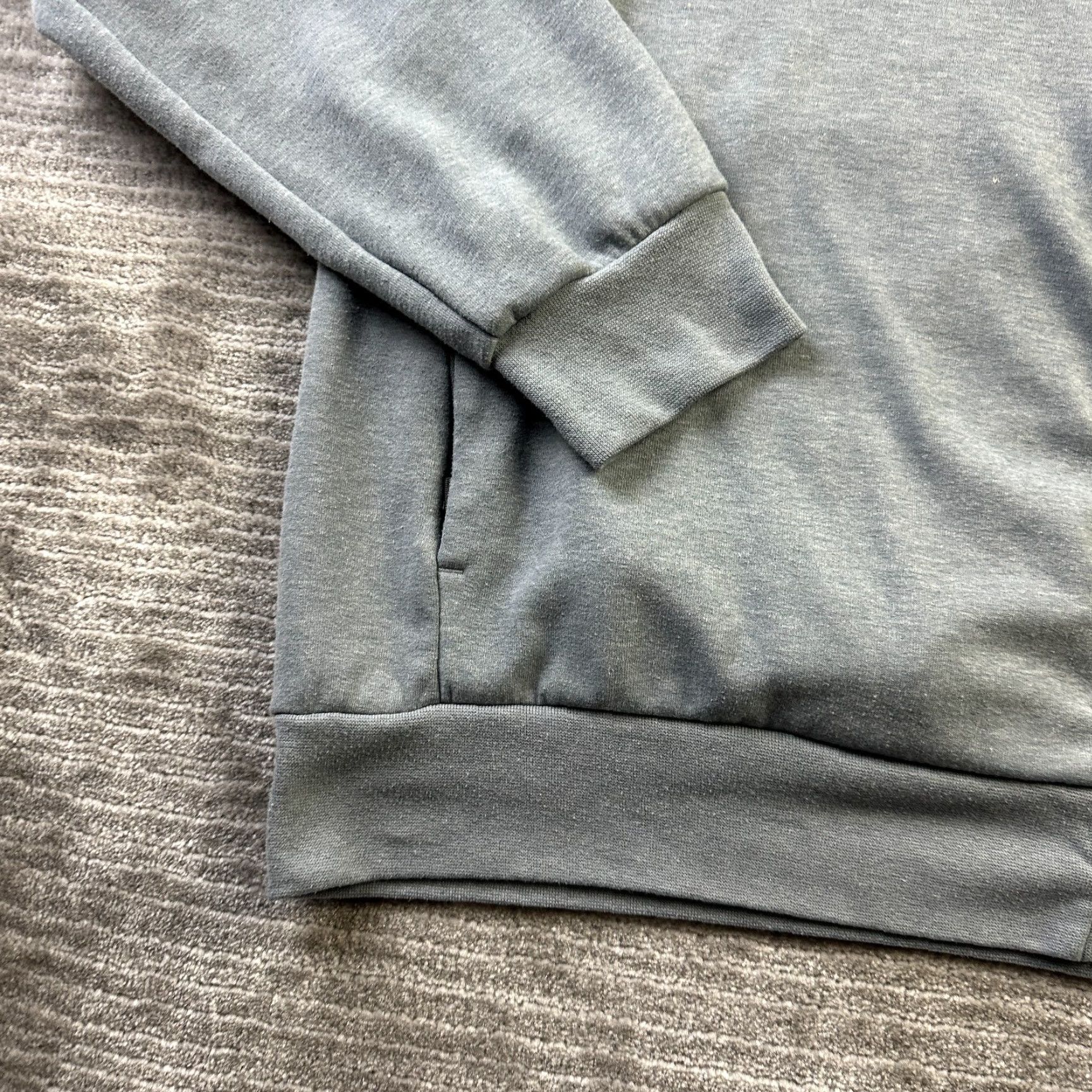 Nike Nike Hoodie Mens Extra Large Gray Primary Fleece UV Performance Dri Fit Size US XL / EU 56 / 4 - 6 Thumbnail