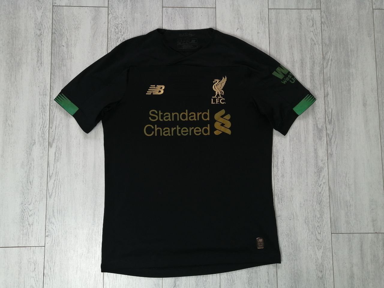 New Balance New Balance Liverpool 2019/20 Soccer jersey Size S Size US S / EU 44-46 / 1 - 1 Thumbnail