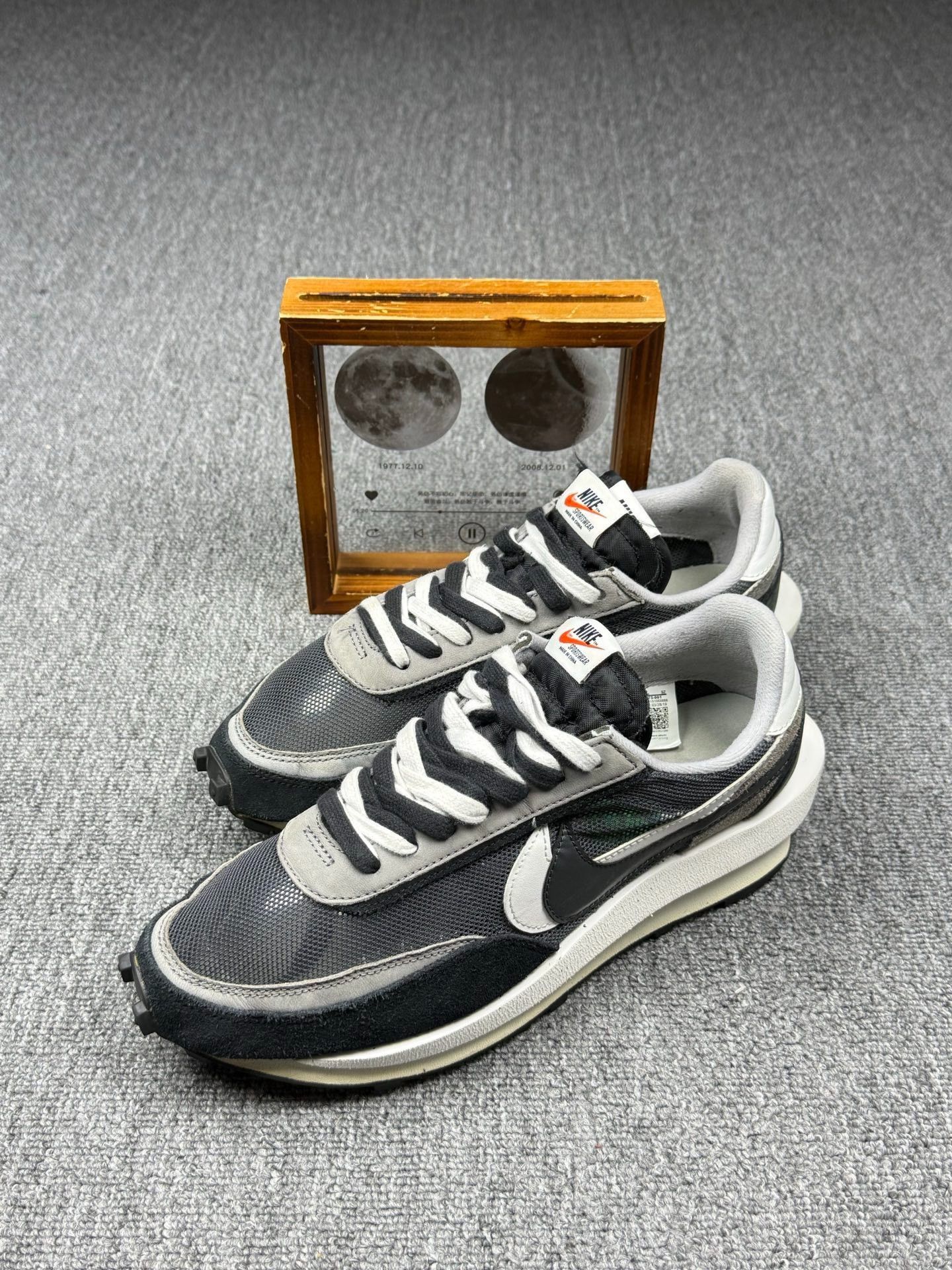 Nike Nike SACAI Black Lowtop Sneakers 11 Men Size US 11 / EU 44 - 1 Thumbnail