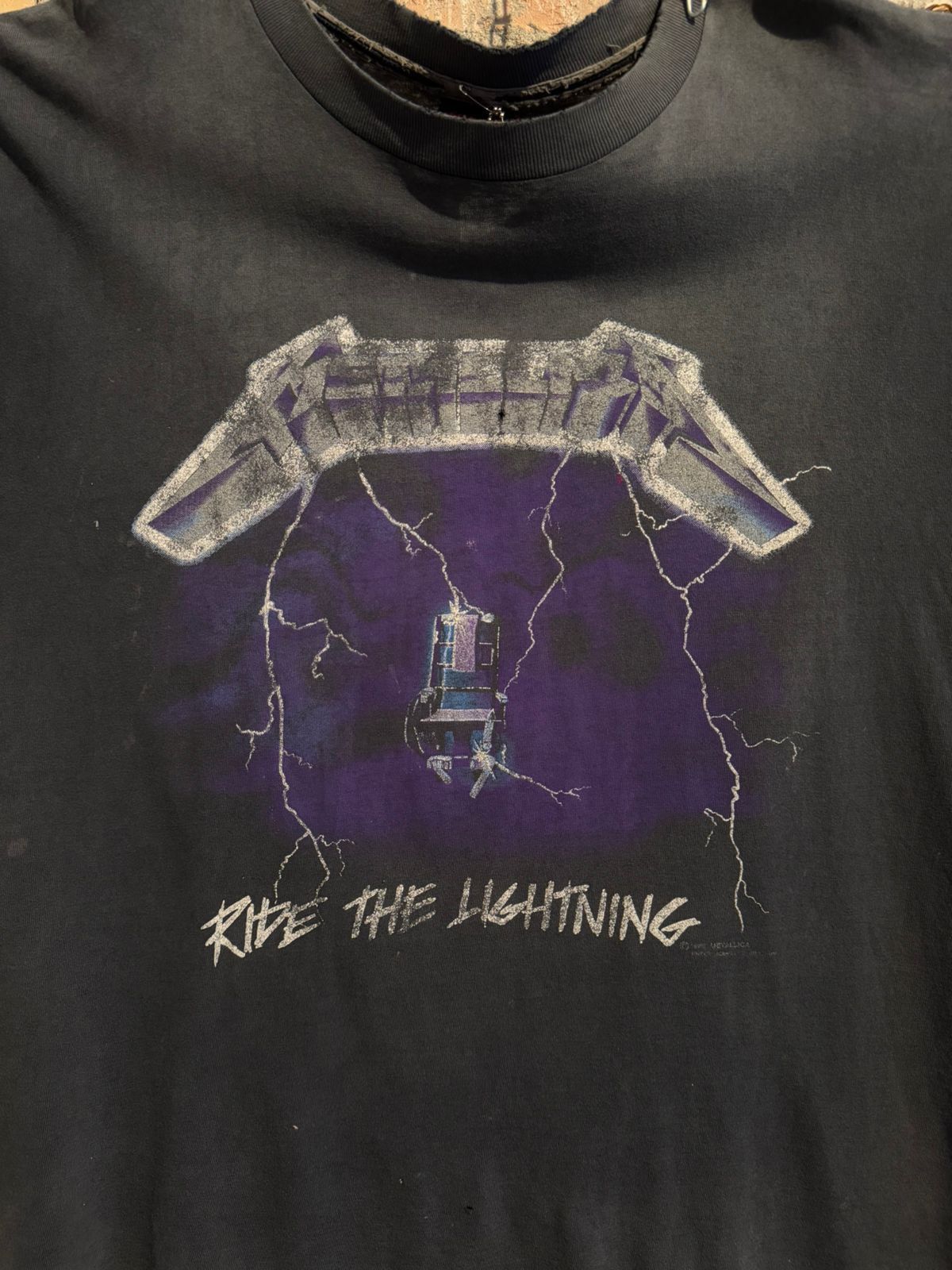 Vintage 90s Metallica Ride the lighting tee Size US XL / EU 56 / 4 - 2 Thumbnail
