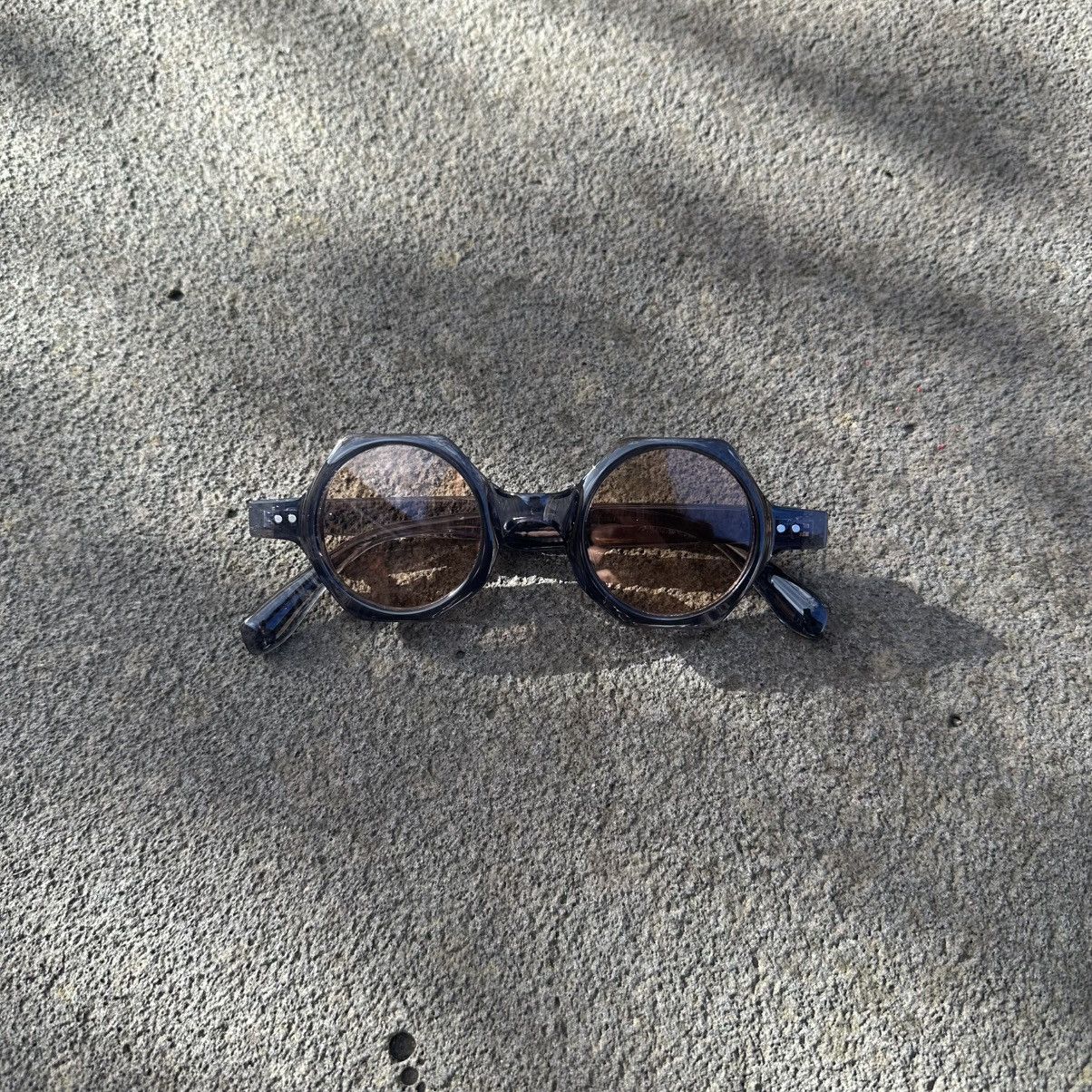 Other Y2K Unisex Sunglasses Retro Fashion Shades QZ3719-02 Size ONE SIZE - 1 Thumbnail