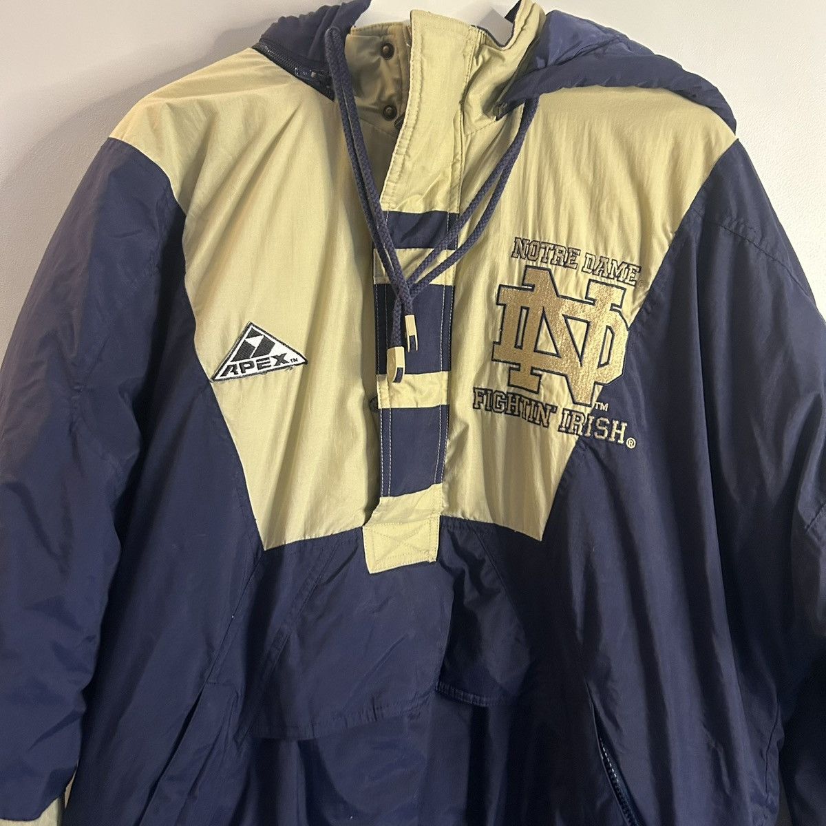 Apex Vintage Apex Notre Dame fighting Irish puffy jacket Size US L / EU 52-54 / 3 - 4 Thumbnail