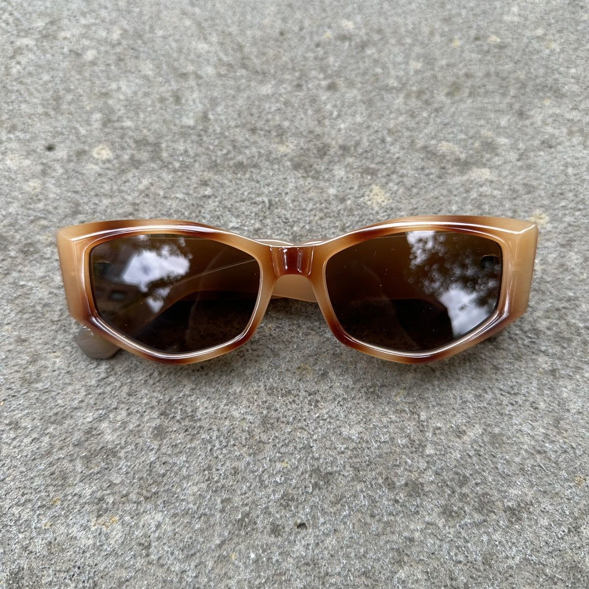 Other Y2K Unisex Sunglasses Retro Fashion Shades QB5672-01 Size ONE SIZE - 1 Thumbnail