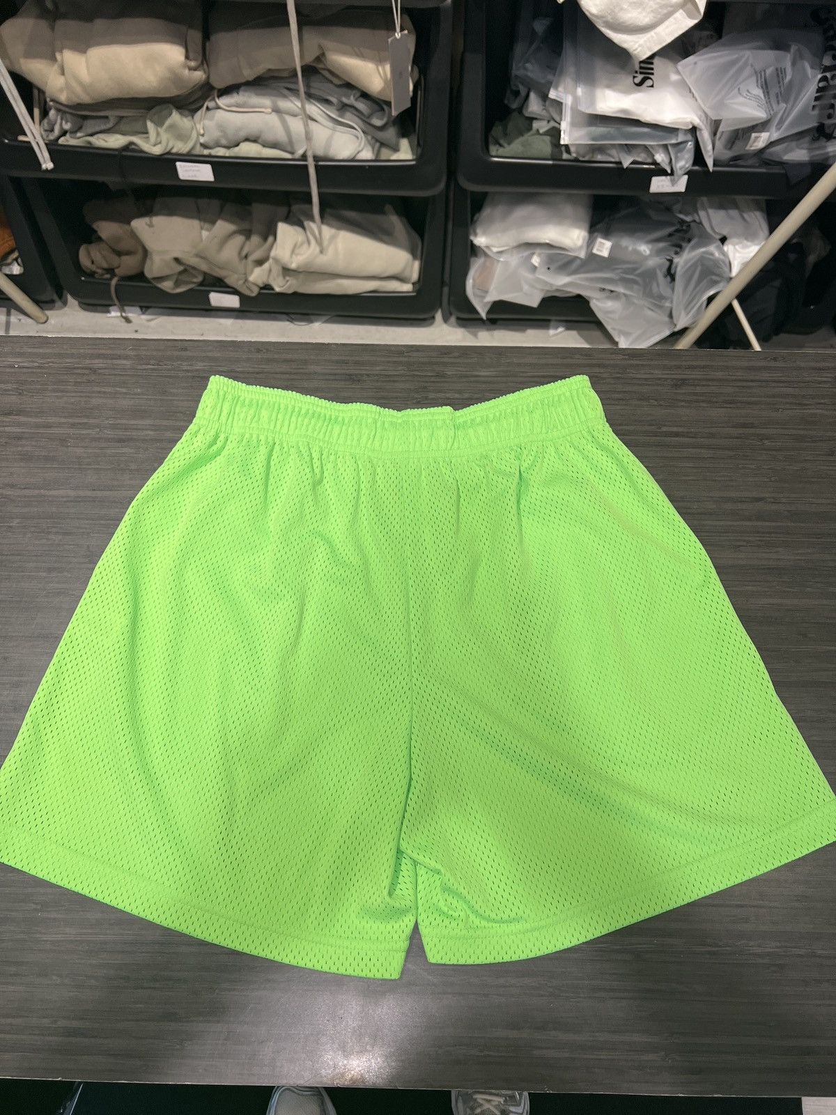 Eric Emanuel Eric Emanuel Basic Shorts Lime Green Size US 34 / EU 50 - 2 Thumbnail