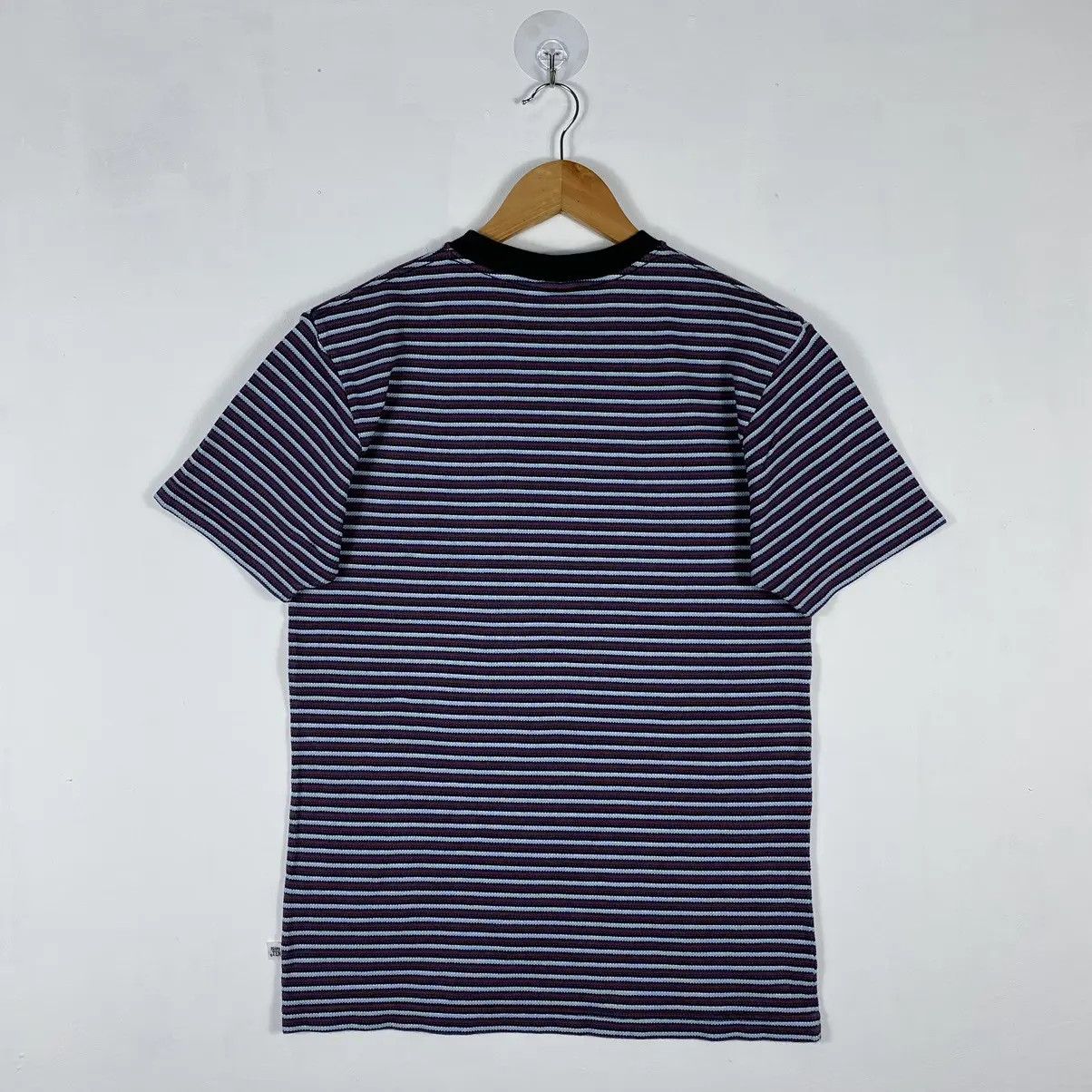 Hang Ten × Vintage VINTAGE HANG TEN SMALL EMBROIDERY LOGO STRIPED TEE Size US S / EU 44-46 / 1 - 5 Thumbnail