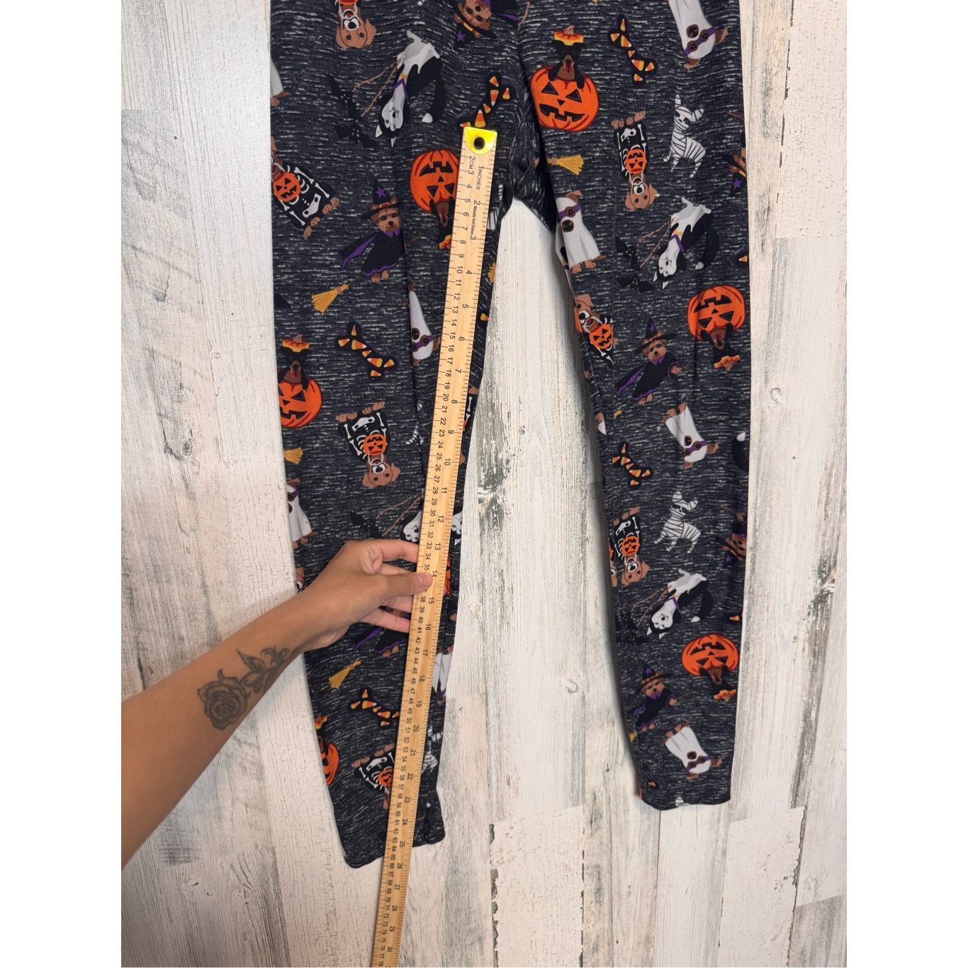 Other No Boundaries Young Ladies Halloween Dog Print Leggings Size Size 30" / US 8 / IT 44 - 5 Thumbnail