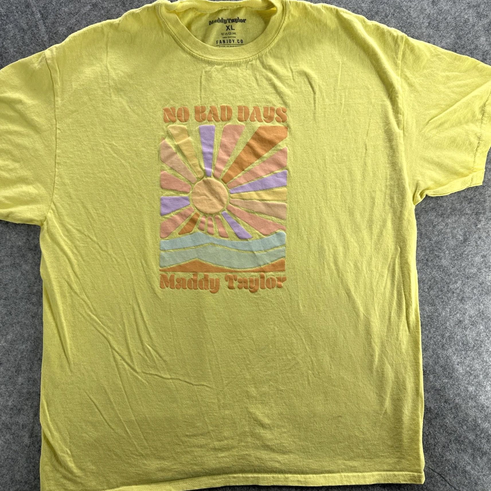 Vintage Fanjoy Maddy Taylor Men's T-Shirt XL Yellow Sun Graphic No Bad Days Cotton Tee Summer Casual Size US XL / EU 56 / 4 - 2 Thumbnail