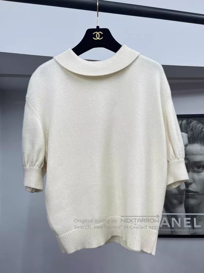 Chanel Chanel Equestrian series back button small round neck cash Size XS / US 0-2 / IT 36-38 - 1 Thumbnail