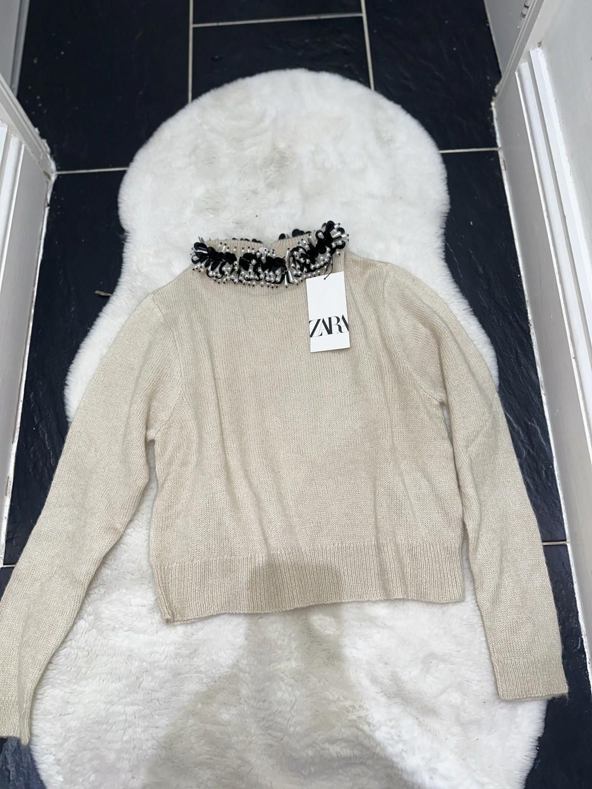 Zara ZARA jumper with beaded necklace BNWT Was £45 Size S / US 4 / IT 40 - 7 Thumbnail