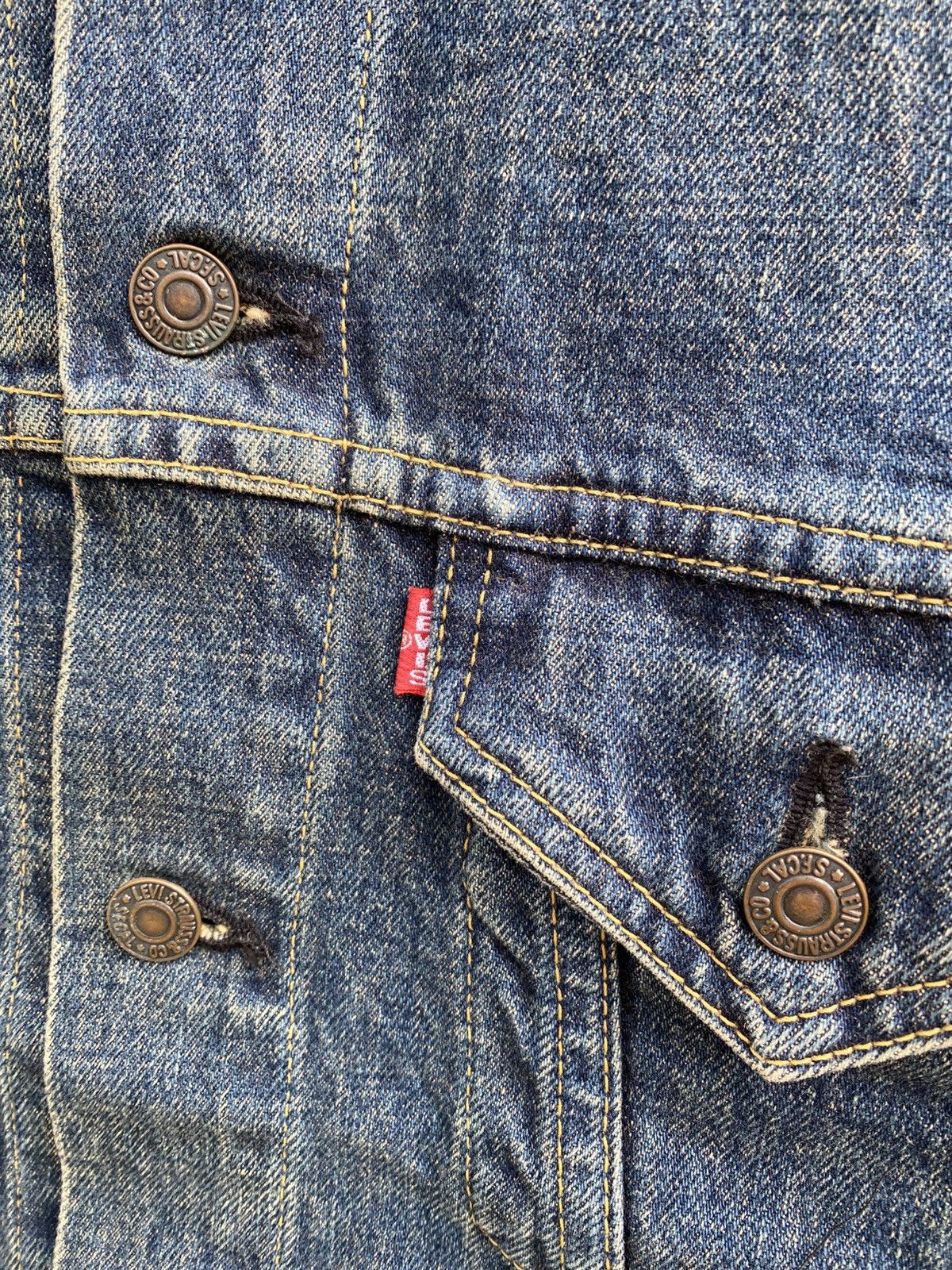 Levi's × Levi's Vintage Clothing × Vintage size 40 vintage levi's 71557 big E trucker denime jakcet Size US L / EU 52-54 / 3 - 3 Thumbnail