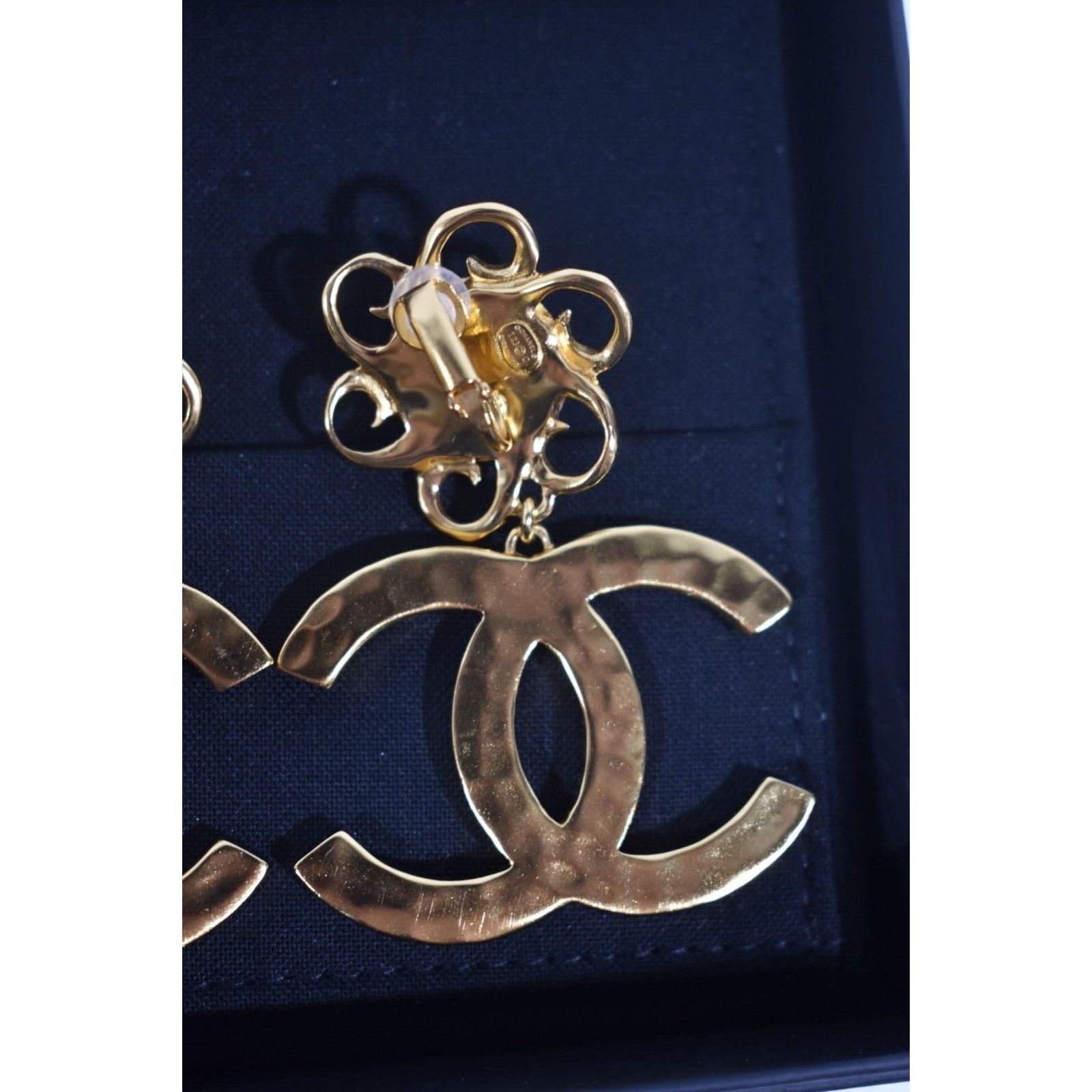 Chanel Chanel Gold White Stripe Dangle Drop Statement Earrings Size ONE SIZE - 11 Thumbnail