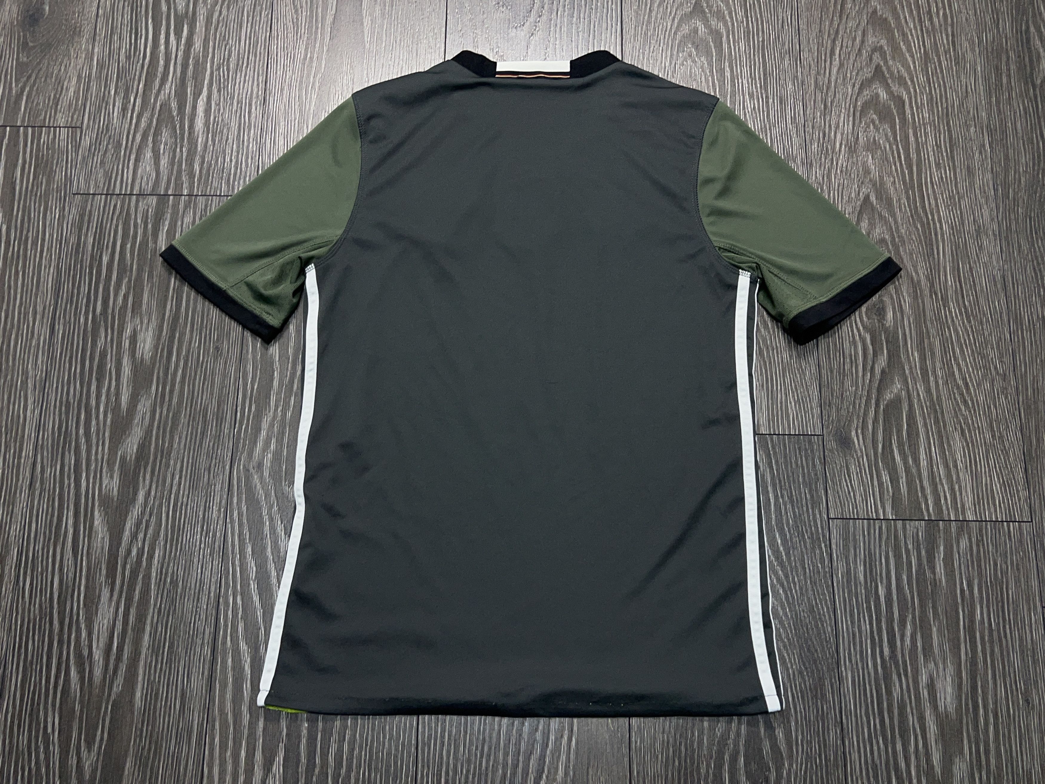 Adidas Germany National Team 2016/17 Reversible Jersey Soccer Shirt Size US S / EU 44-46 / 1 - 9 Thumbnail