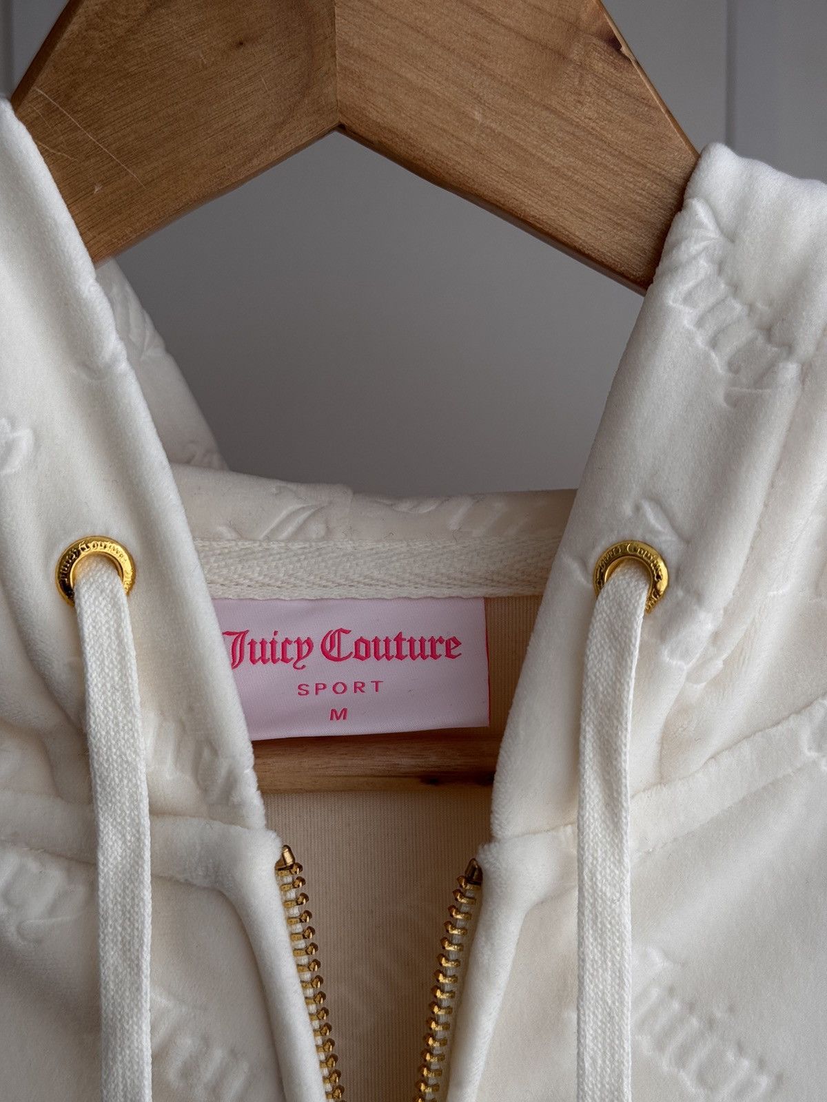 Juicy Couture Juicy Couture Sport MilkyBeige Luxury Multilogo VelourHoodie Size M / US 6-8 / IT 42-44 - 10 Thumbnail
