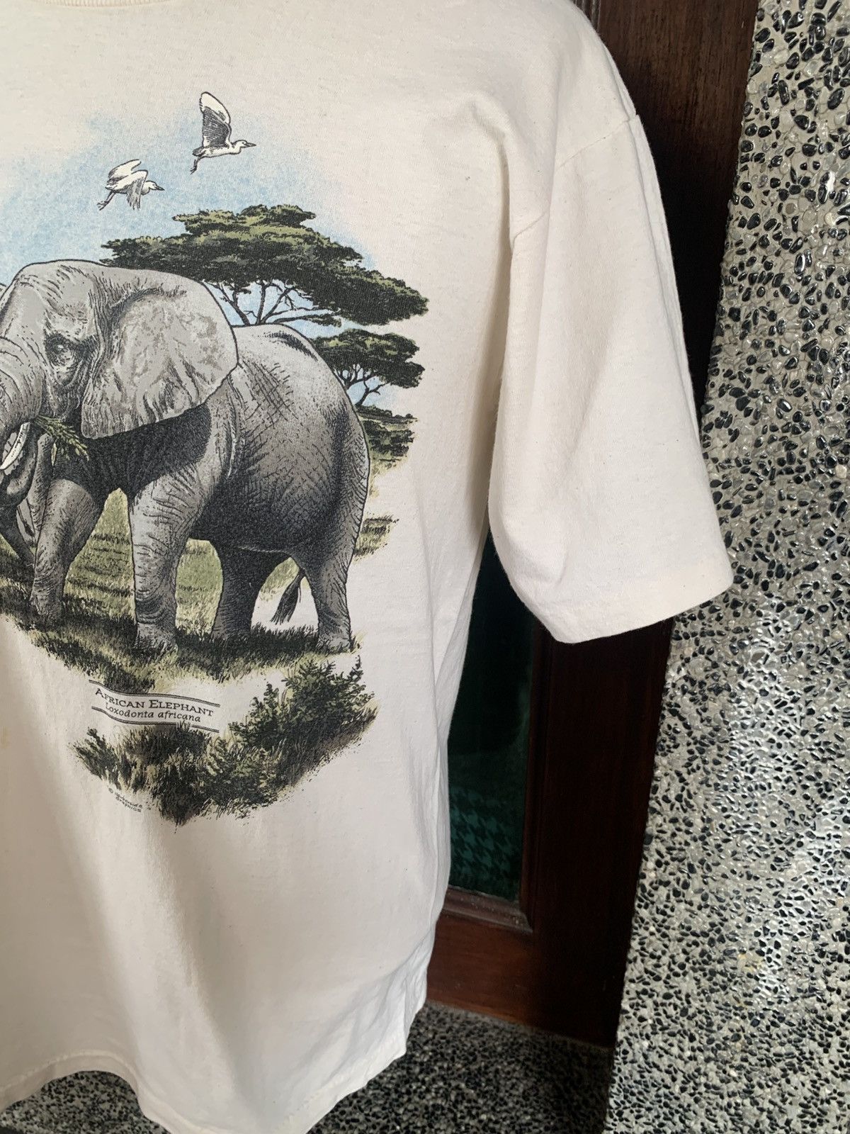 Habitat × Vintage Vintage 90s African Elephant Painting Graphics T shirt Size US M / EU 48-50 / 2 - 4 Thumbnail