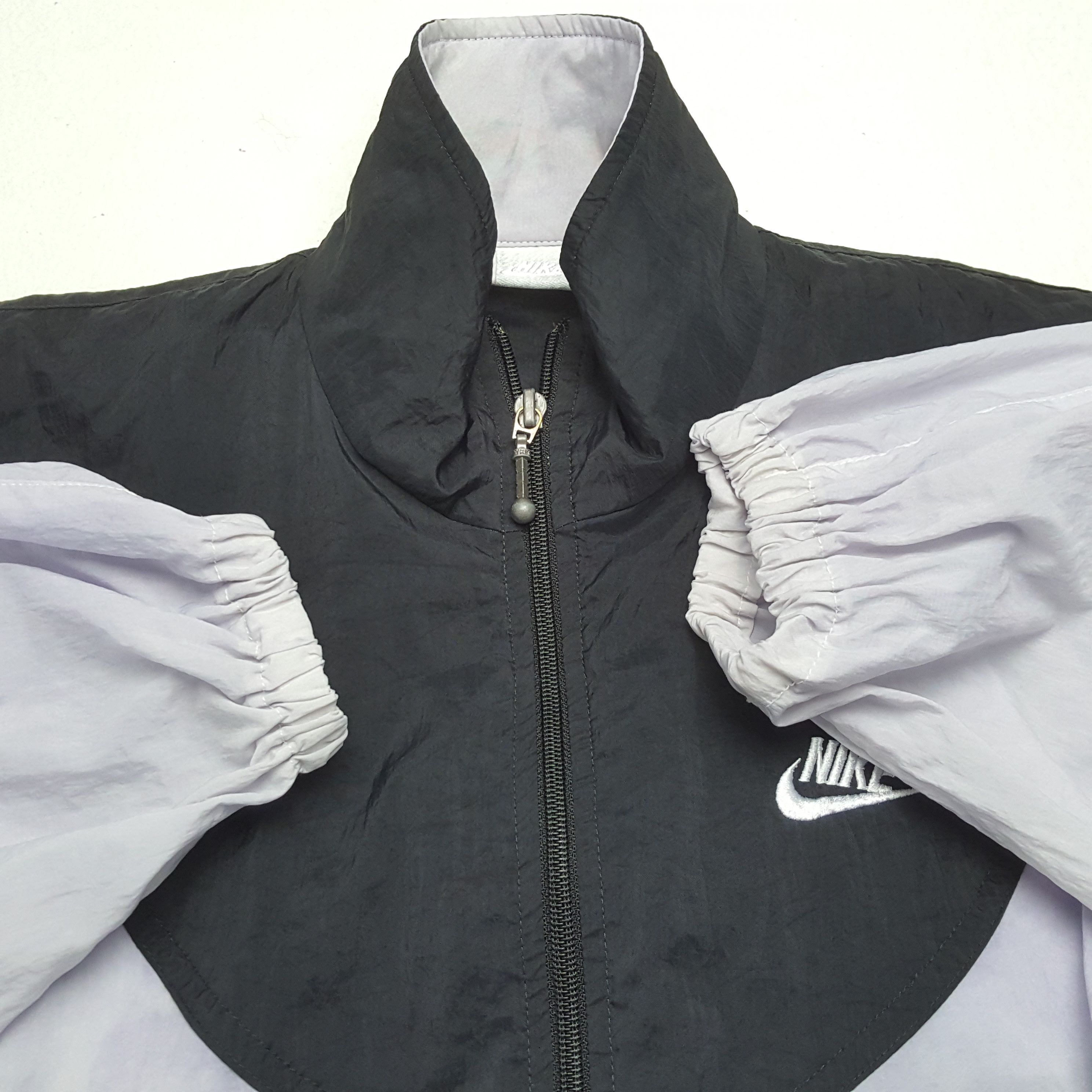 Nike × Vintage NIKE Sportswear Style Windbreaker Jacket Size US XL / EU 56 / 4 - 8 Thumbnail