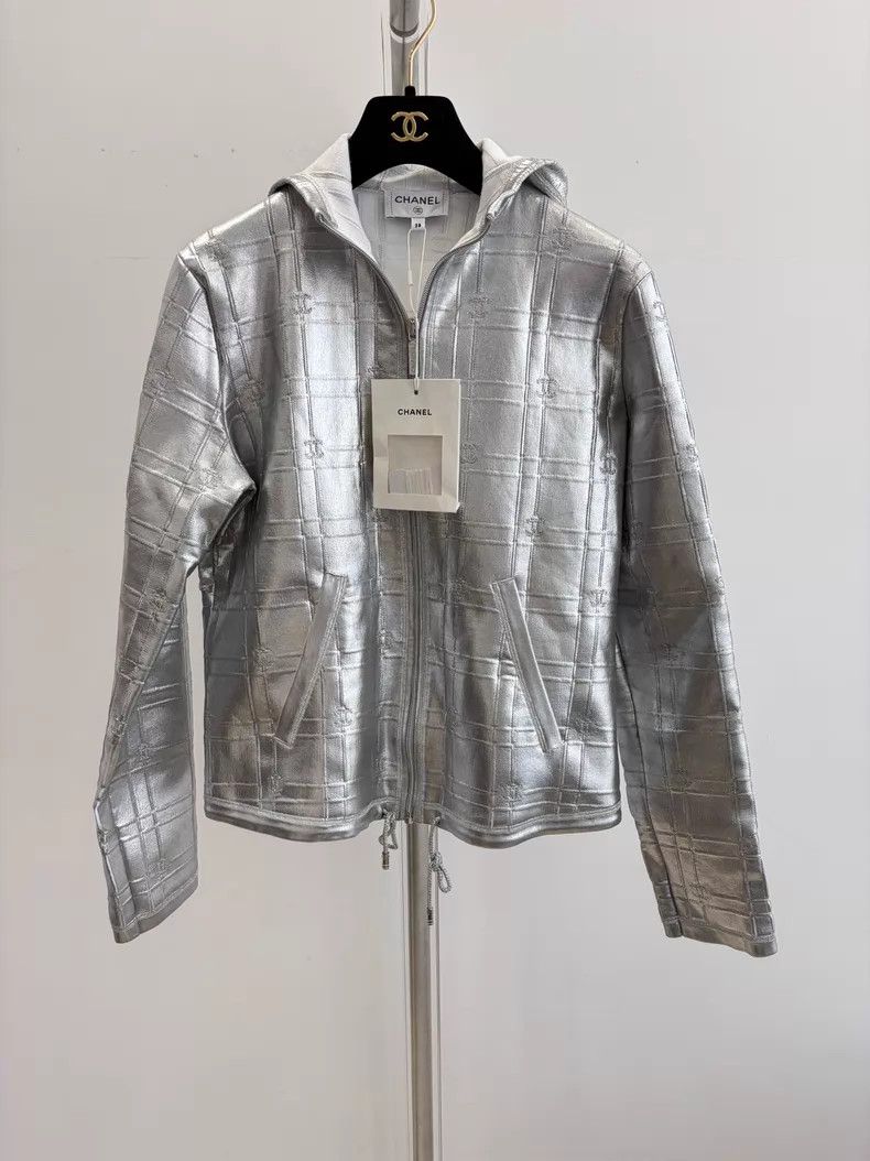 Chanel Chanel Silver technology sense dark pattern full logo hood Size XS / US 0-2 / IT 36-38 - 1 Thumbnail