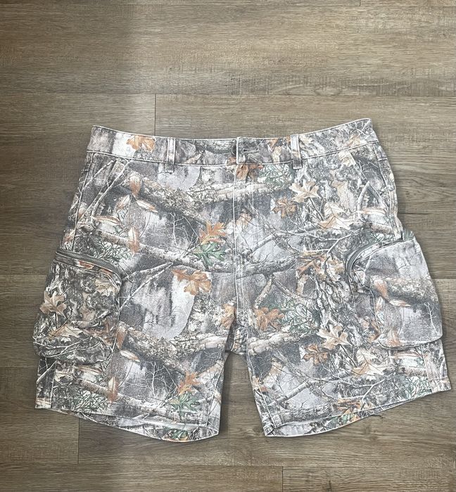 Hype The GV Gallery Camo Cargo Shorts (RHDD) Grailed
