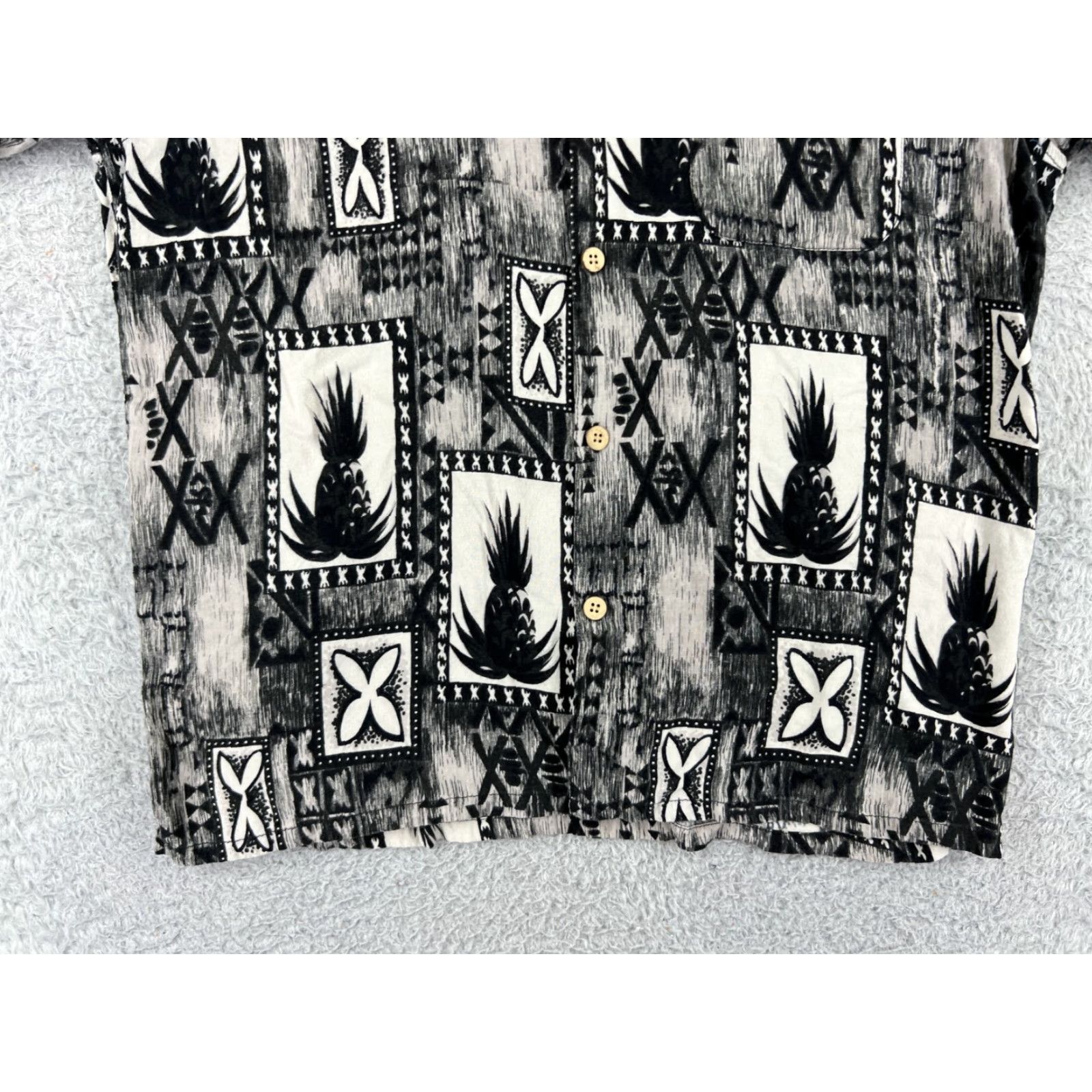 Vintage Pacific Scene Shirt Men L Black Pineapple Floral Print Hawaiian Button-Up Short Sleeve Size US L / EU 52-54 / 3 - 7 Thumbnail
