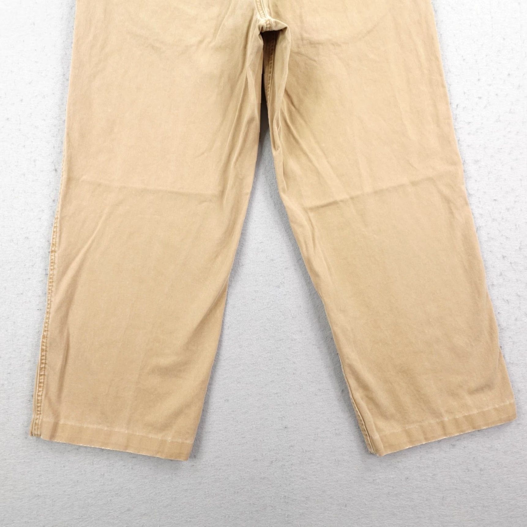 Abercrombie & Fitch VINTAGE Abercrombie & Fitch Pants Mens 33 Khaki Chino Baggy Relaxed 27in Inseam Beige 90s Y2K Distressed Mens Clothing Size US 33 - 6 Thumbnail
