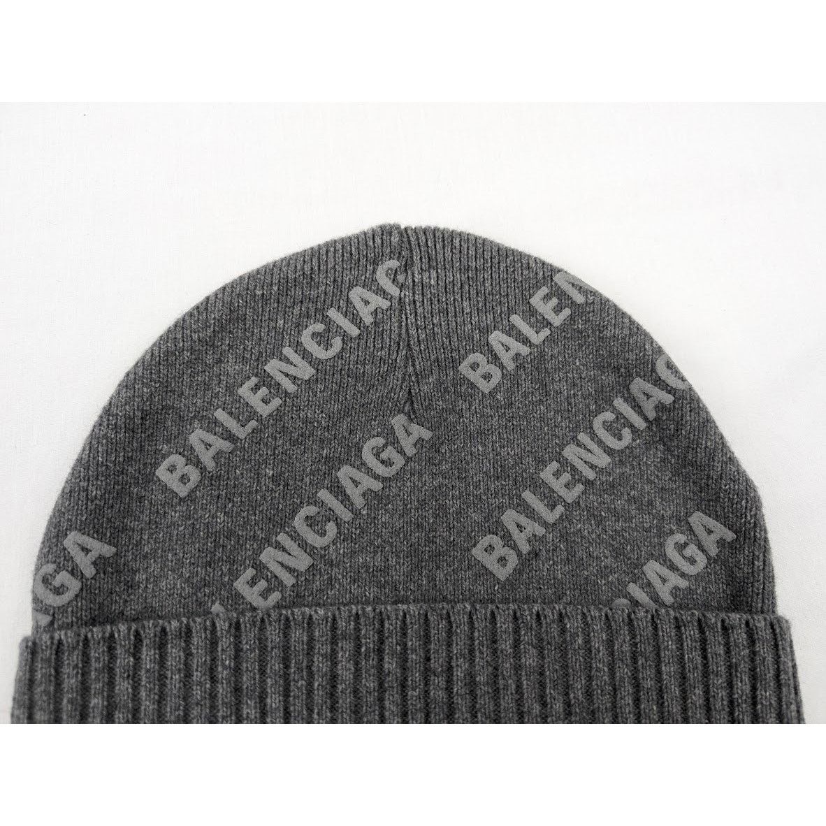Balenciaga o1rshd1 Q:2/Size:OS/Unisex Cashmere Beanie Cap / Hat in Grey Size ONE SIZE - 4 Thumbnail