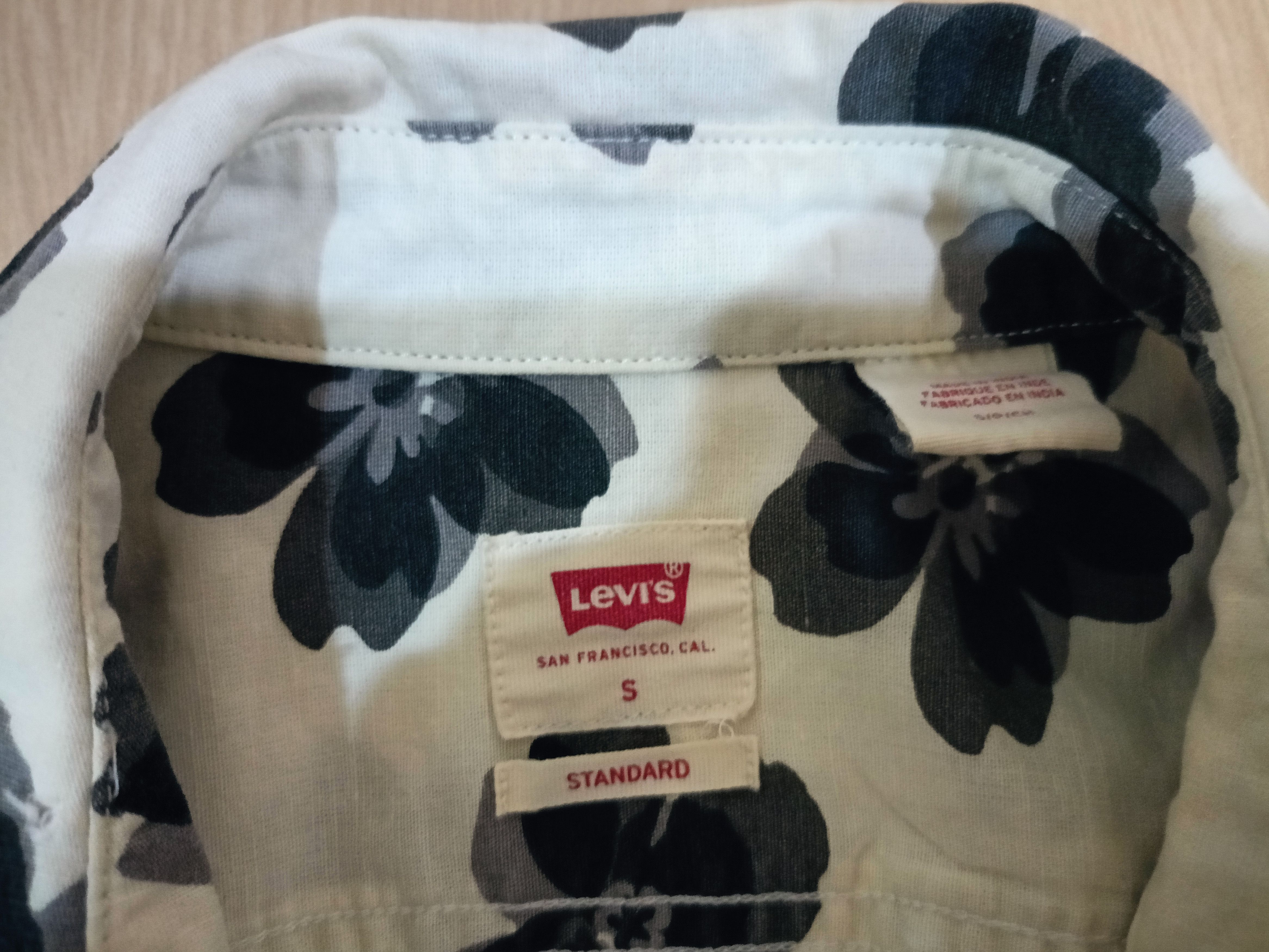 Levi's Levi's Short Sleeve Size US S / EU 44-46 / 1 - 3 Thumbnail