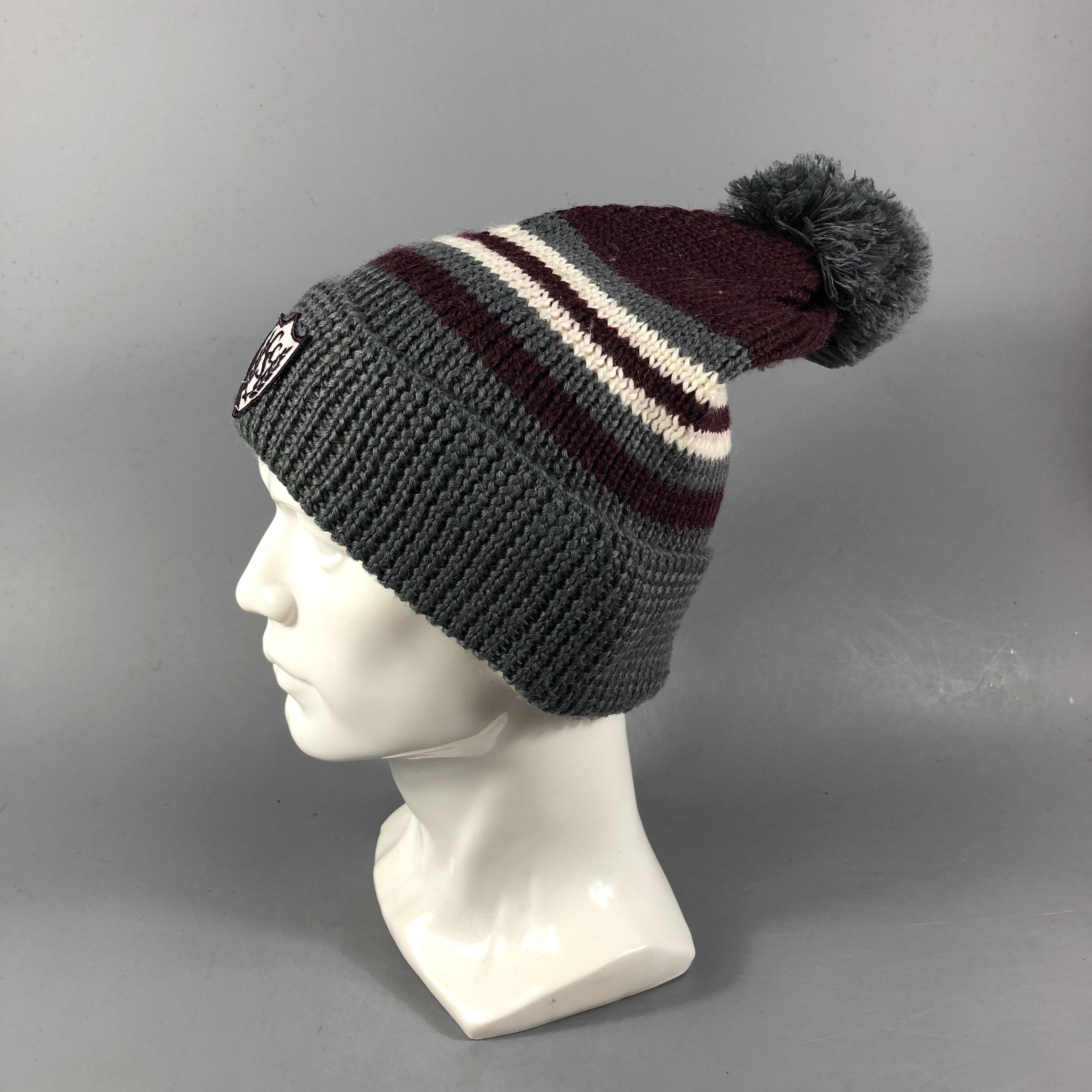 Columbia Columbia Bobble Beanie Snowcap Snow Hat B914 Size ONE SIZE - 2 Thumbnail