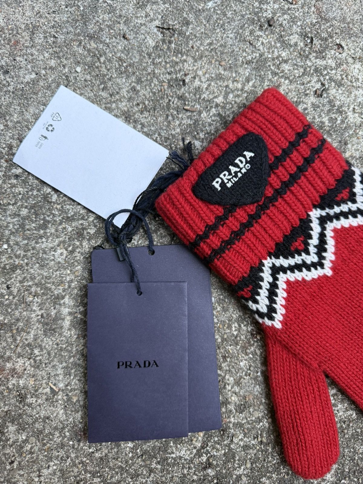 Prada Prada Cashmere Christmas Gloves Size ONE SIZE - 4 Thumbnail