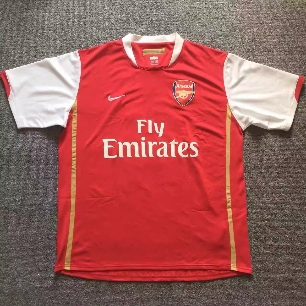 Other 2006 2007 Arsenal #14 Thierry Henry Jersey L Size US L / EU 52-54 / 3 - 2 Thumbnail