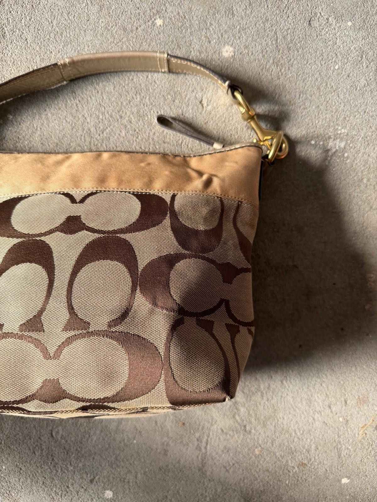 Coach Coach Signature Legacy Shoulder Bag Beige/Gold Size ONE SIZE - 8 Thumbnail