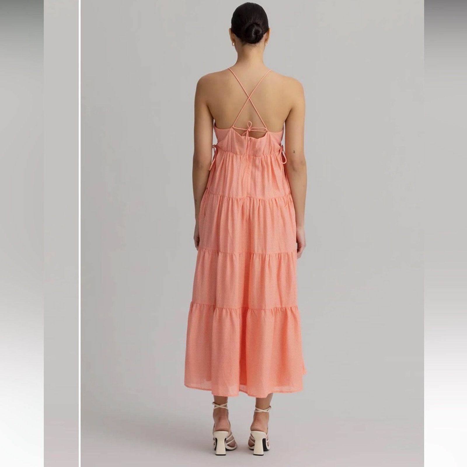 REVOLVE FINDERS KEEPERS GEORGIA MIDI DRESS CORAL 4 Size S / US 4 / IT 40 - 3 Thumbnail