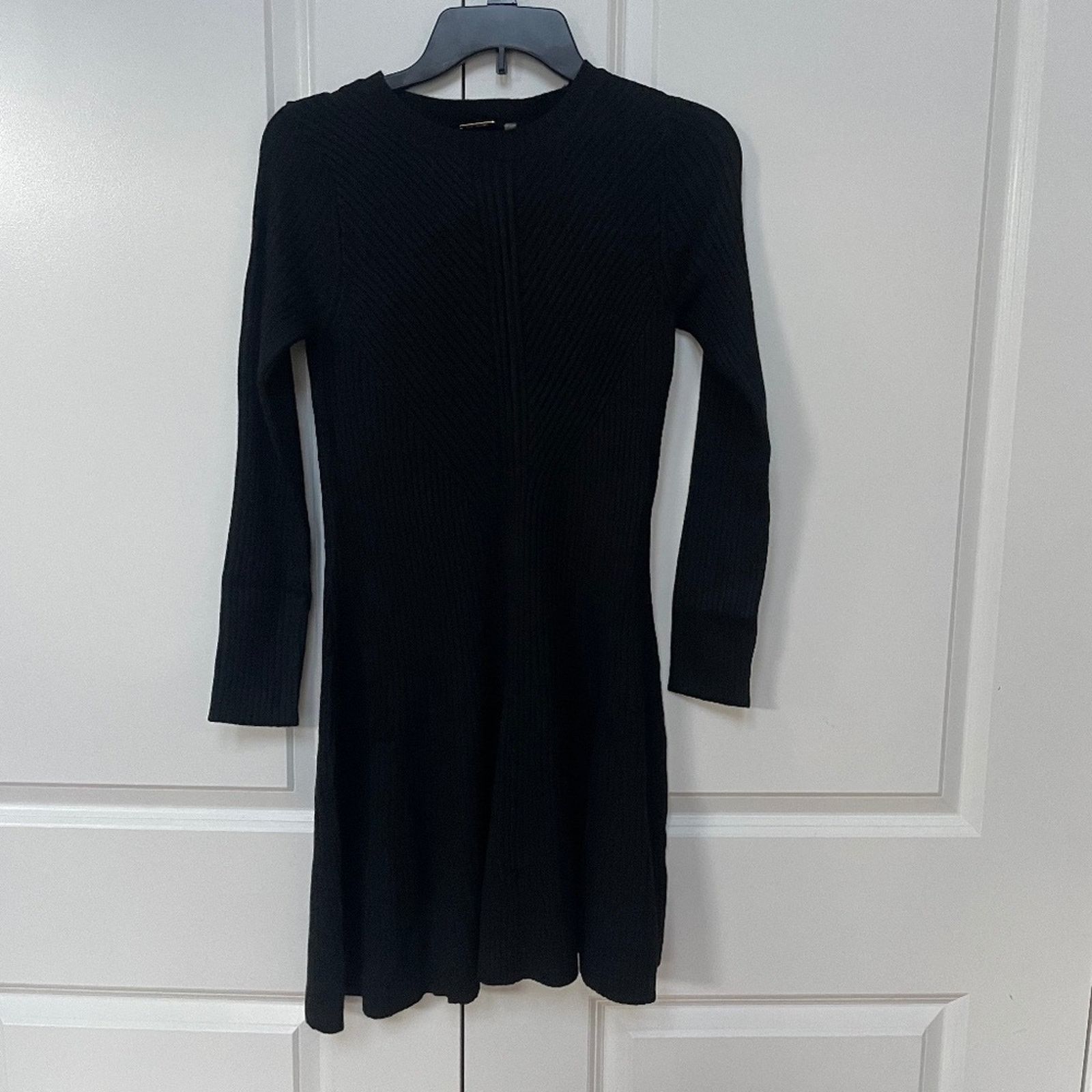 Elie Tahari Long Sleeve Ribbed Fit And Flare Sweater Dress - ELIE TAHARI Size L / US 10 / IT 46 - 3 Thumbnail