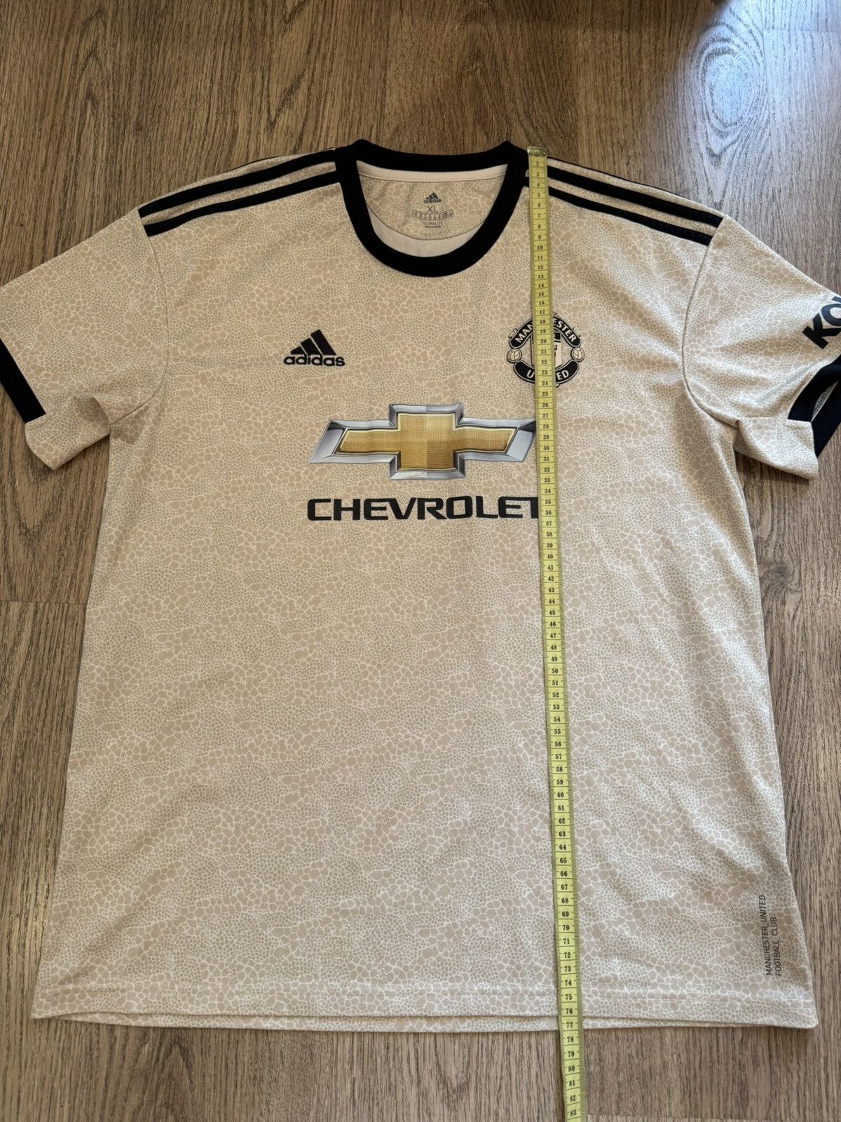 Adidas MANCHESTER UNITED 2019/20 AWAY FOOTBALL JERSEY ADIDAS SZ XL Size US XL / EU 56 / 4 - 2 Thumbnail