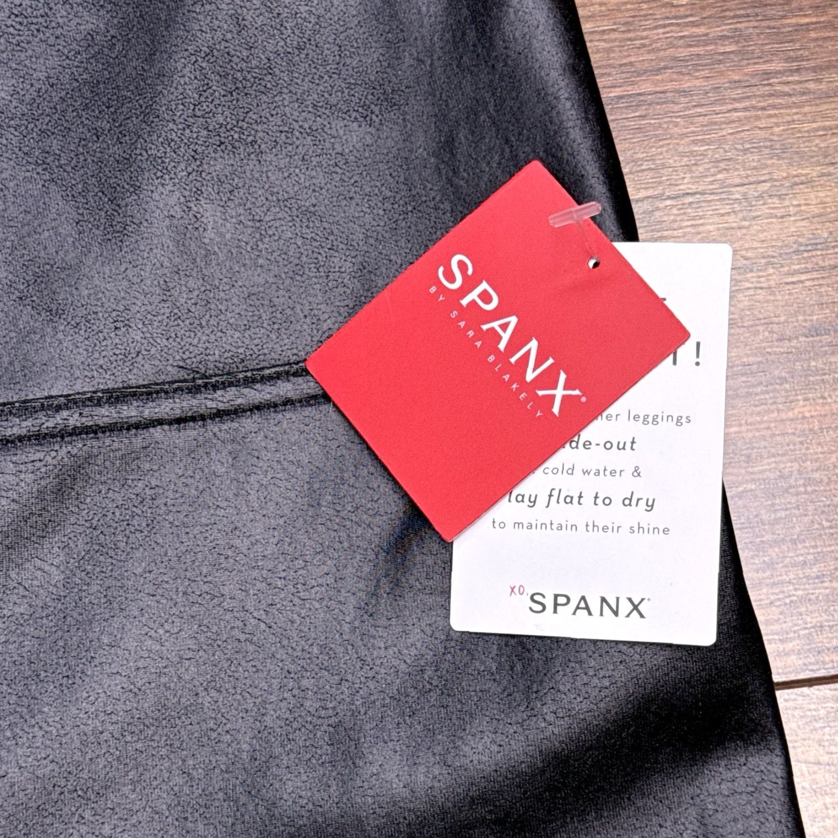 Spanx VINTAGE: No Spanx Leggings Womens 1X Black Faux Leather Shaping Slimming Stretch Ankle 26in Inseam | Black Size 40" / US 18 - 4 Thumbnail