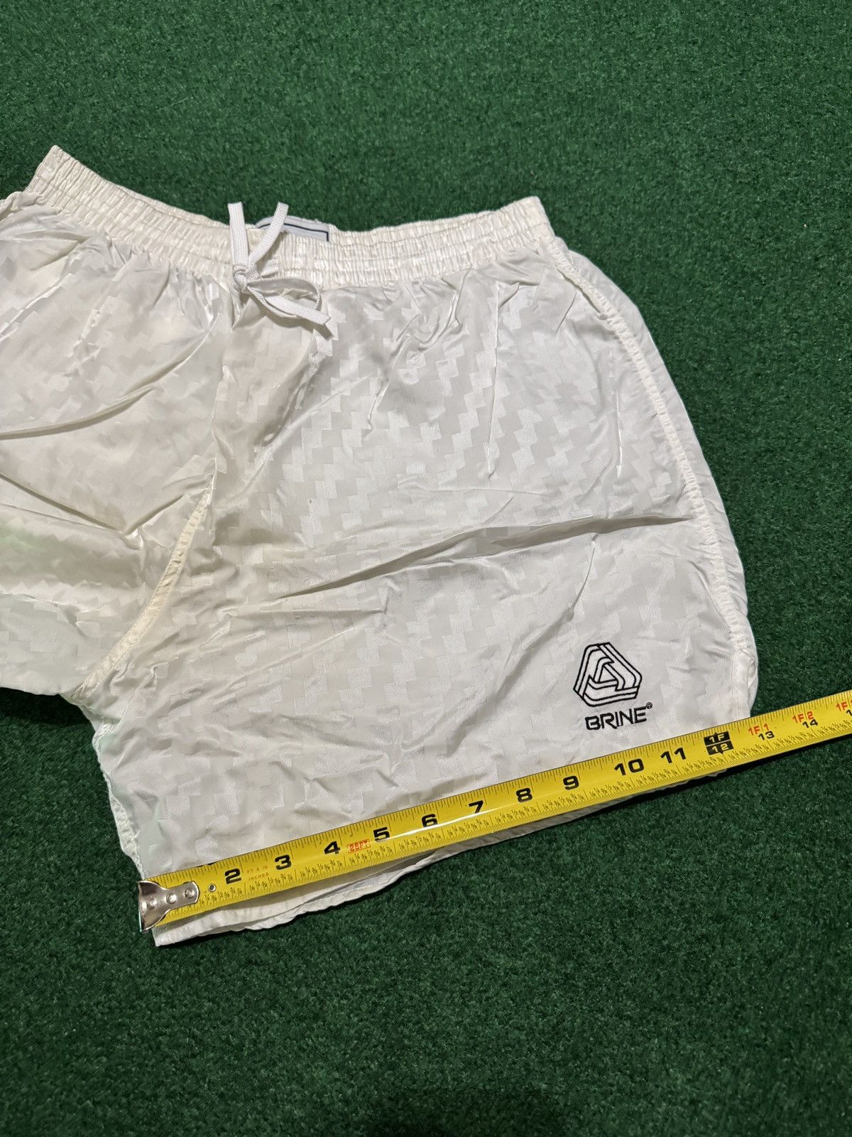 Vintage Vintage Brine Soccer Checkered 80s 90s White Lrg 6” Shorts Size US 30 / EU 46 - 8 Thumbnail