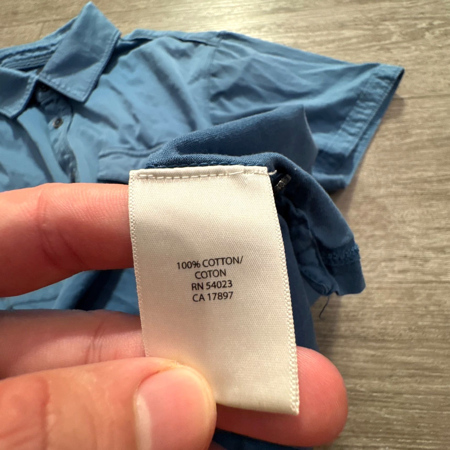 Banana Republic Banana Republic Shirt Mens L Blue Short Sleeve Button-Up Knit Pocket Size US L / EU 52-54 / 3 - 4 Thumbnail