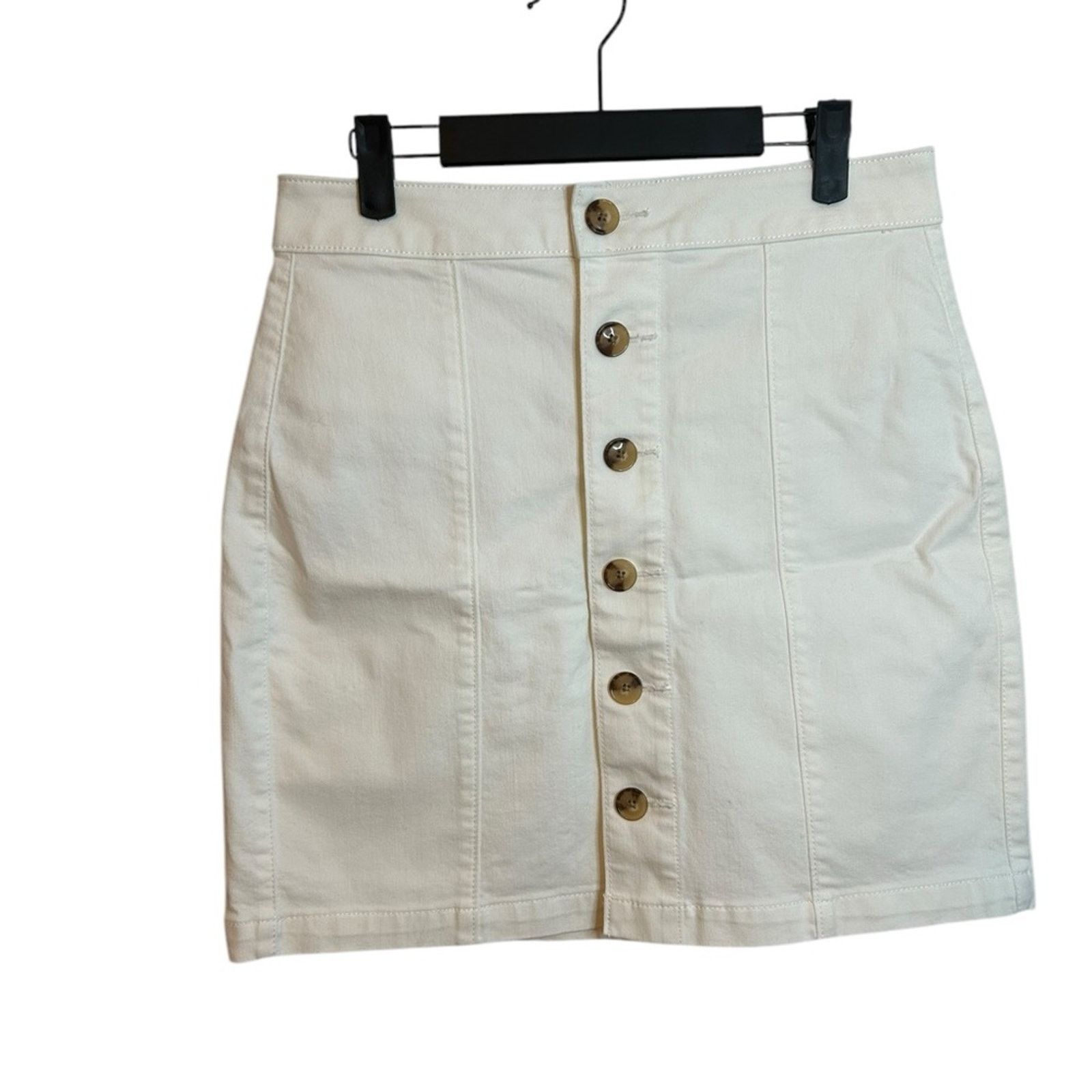 Loft Loft White Denim Button Front Skirt Size 27" / US 4 / IT 40 - 1 Thumbnail