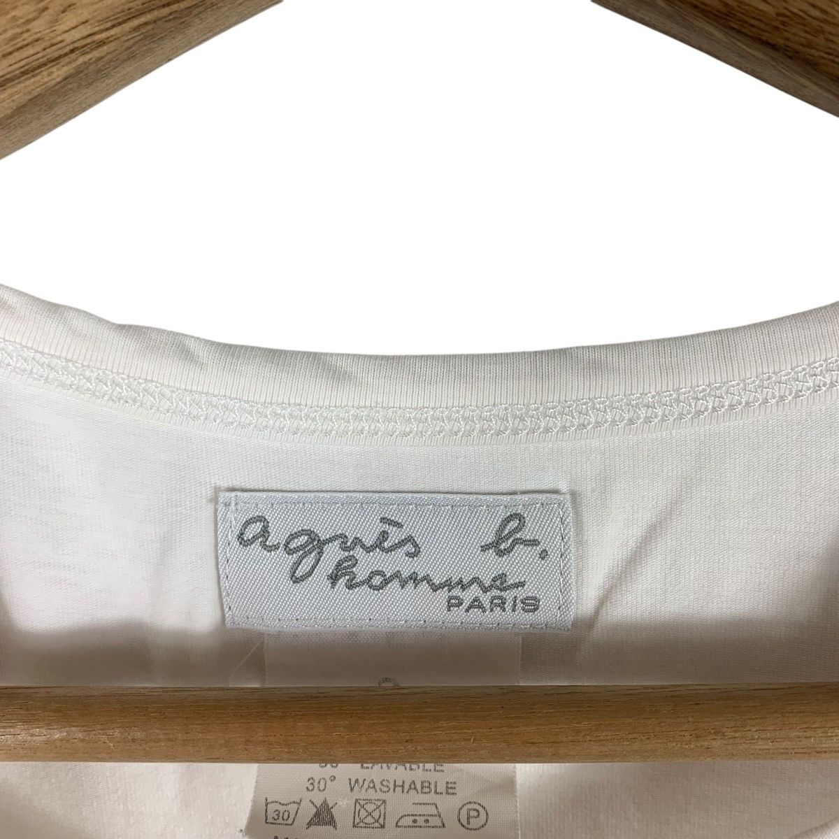 Designer × agnes b. AGNES B love sign printed white womens tee Size S / US 4 / IT 40 - 3 Thumbnail