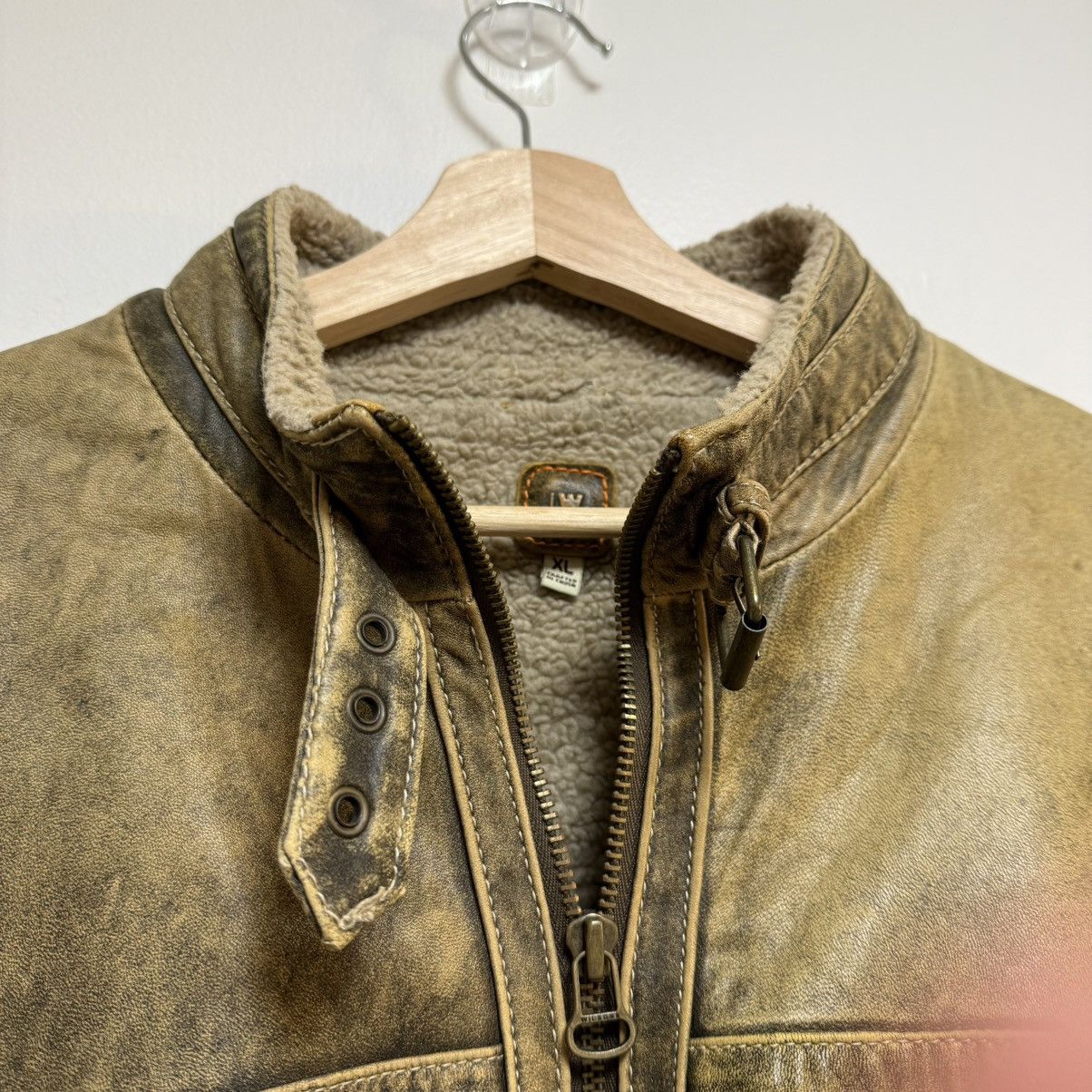 Wilsons Leather Wilsons Shearling Leather Jacket Vintage XL Size US XL / EU 56 / 4 - 4 Thumbnail