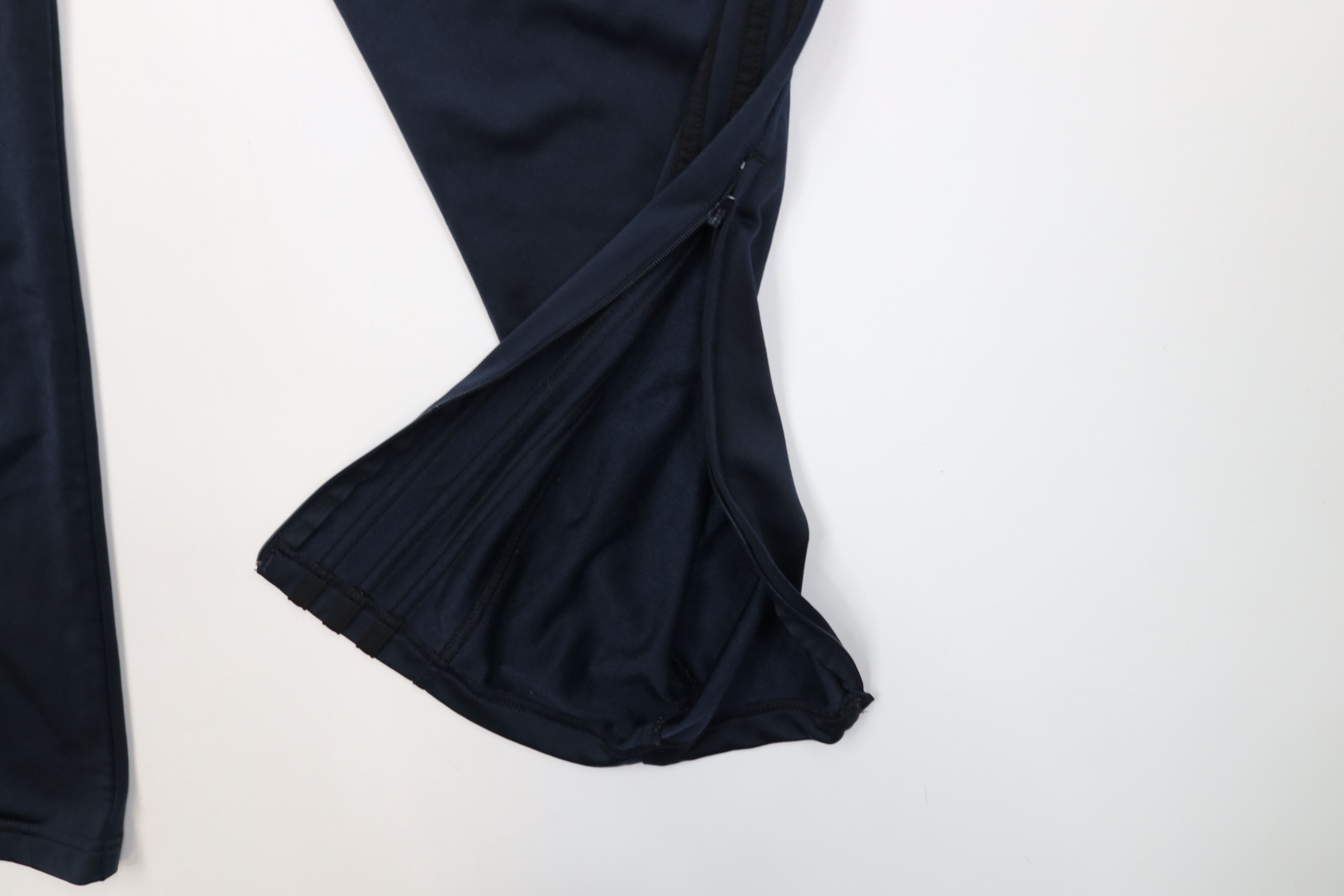 Adidas Vintage Y2K Adidas Spell Out Warm Up Sweatpants Pants Blue Size US 36 / EU 52 - 5 Thumbnail
