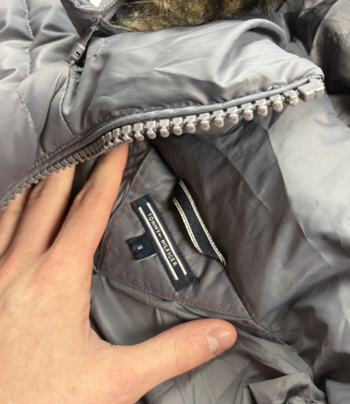 Tommy Hilfiger Vintage Tommy Hilfiger parka down Puffer jacket small haft Size S / US 4 / IT 40 - 8 Thumbnail
