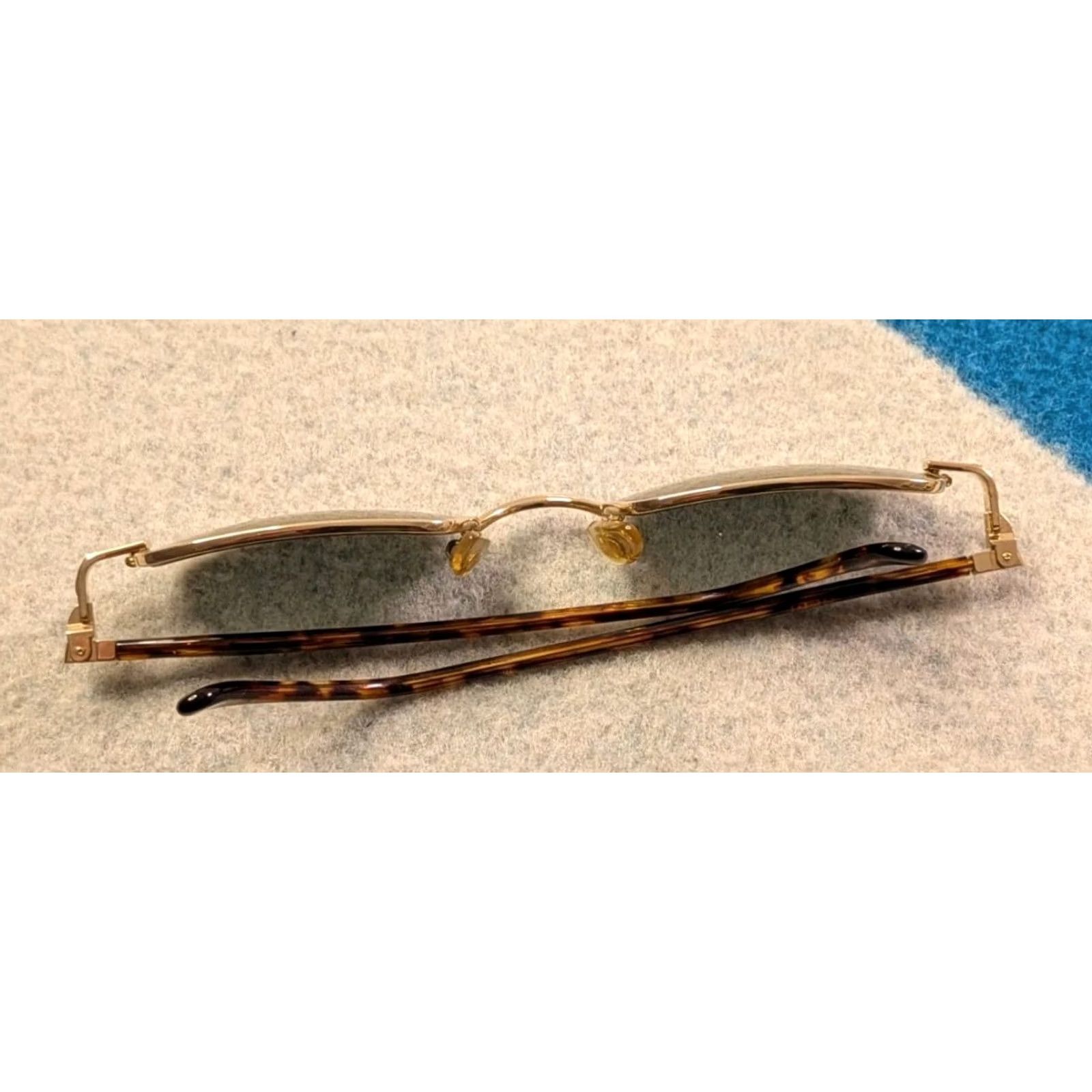 Vintage VINTAGE Courreges Sunglasses Four 9416 A. 135 Hand Made in France Retro Pilot 90s Gold Adult Unisex Size ONE SIZE - 3 Thumbnail