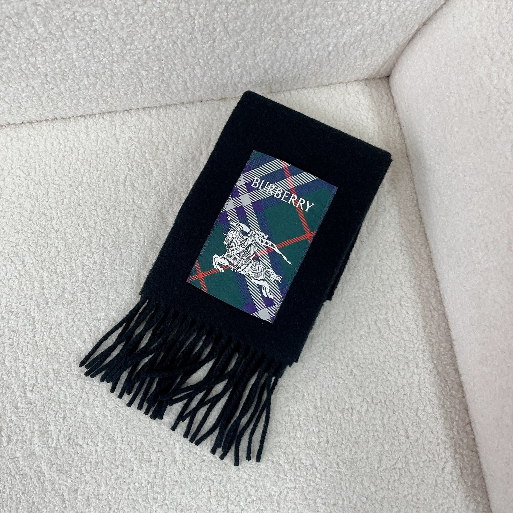 Burberry Burberry Black Cashmere Fringe Scarf Size ONE SIZE - 3 Thumbnail