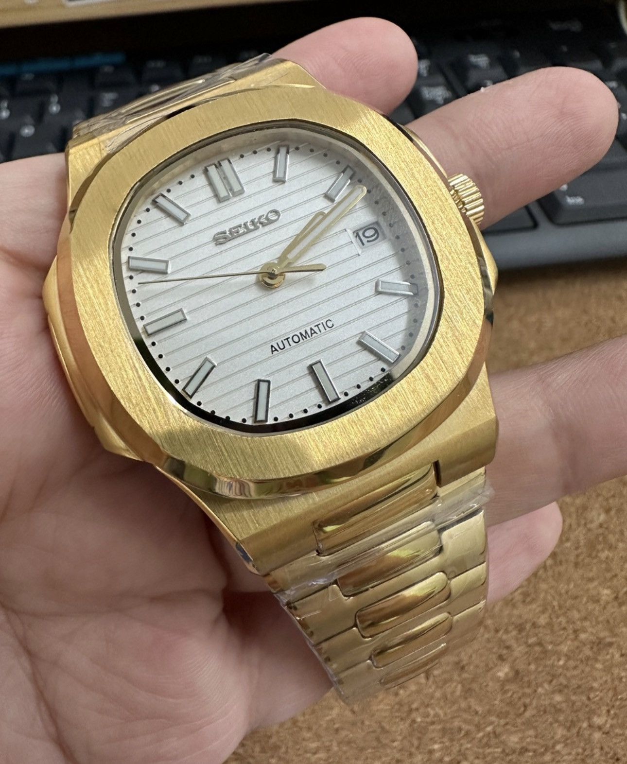 Japanese Brand Seiko Mod Nautilus White Dial Gold Automatic Watch NH35 41mm Size ONE SIZE - 1 Thumbnail