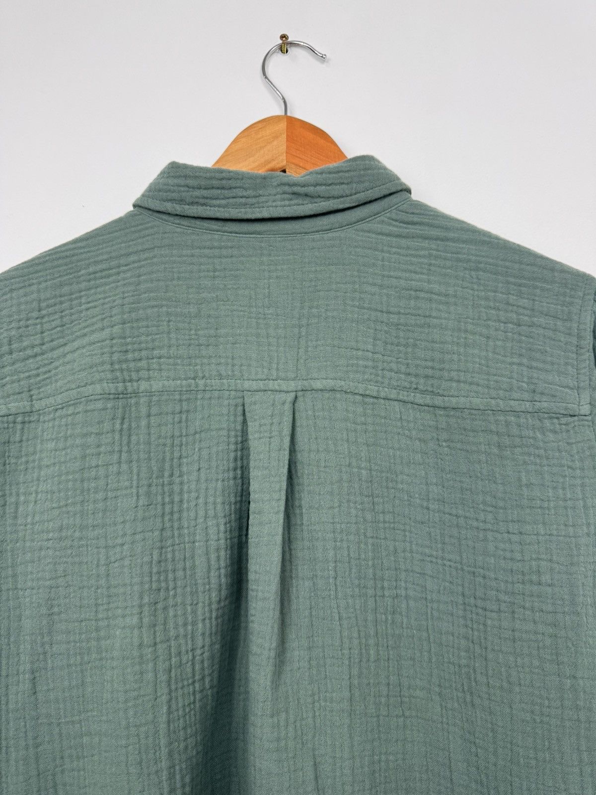 J.Crew J.Crew Men Muslin Long Sleeve Shirt Green Size M Size US M / EU 48-50 / 2 - 10 Thumbnail