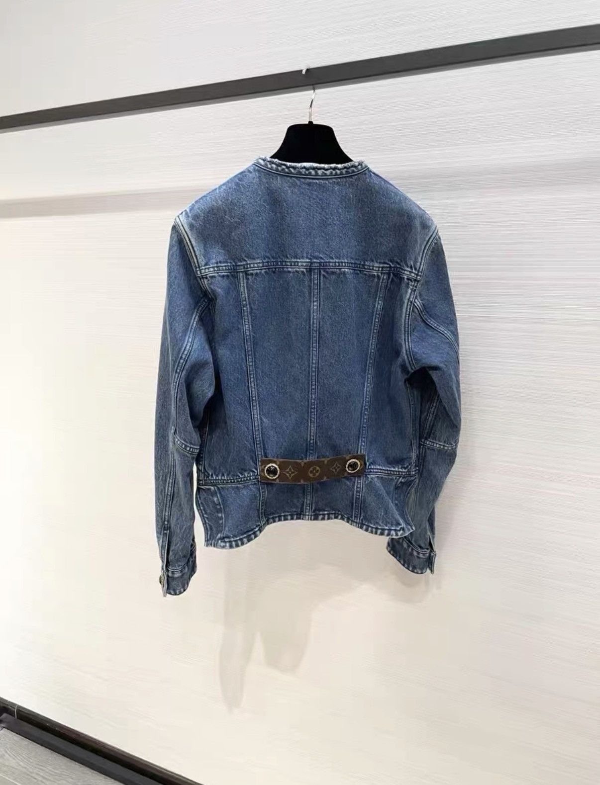 Louis Vuitton Louis Vuitton Classic Monogram Leather Trim Denim Jacket J33 Size S / US 4 / IT 40 - 2 Thumbnail