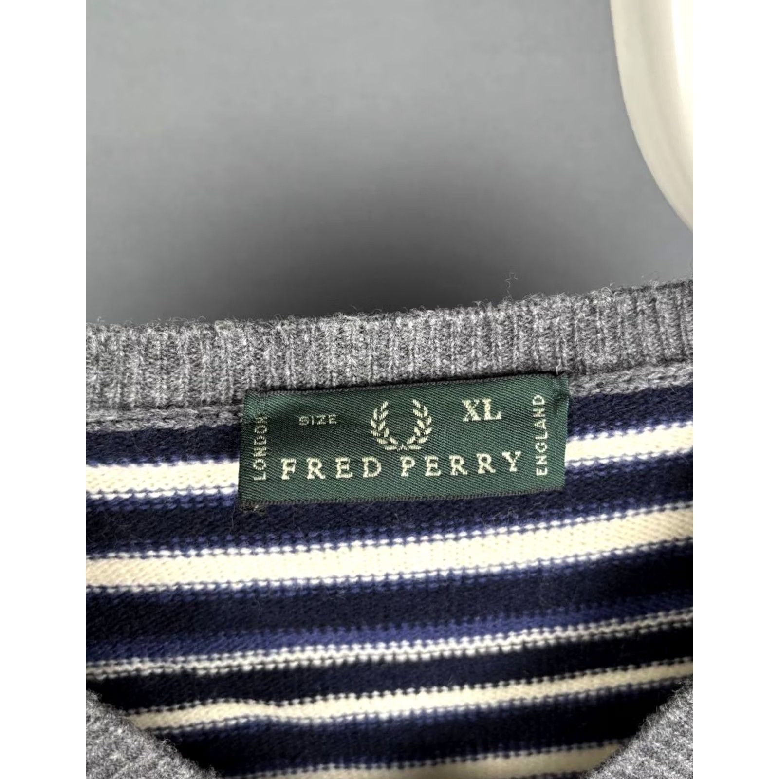 Fred Perry Fred Perry Sweater 100% Wool XL Black Wool Knit Logo Striped V-Neck Pullover Womens Classic Winter Fall 100% Wool XL Black Sweater Size XL / US 12-14 / IT 48-50 - 5 Thumbnail