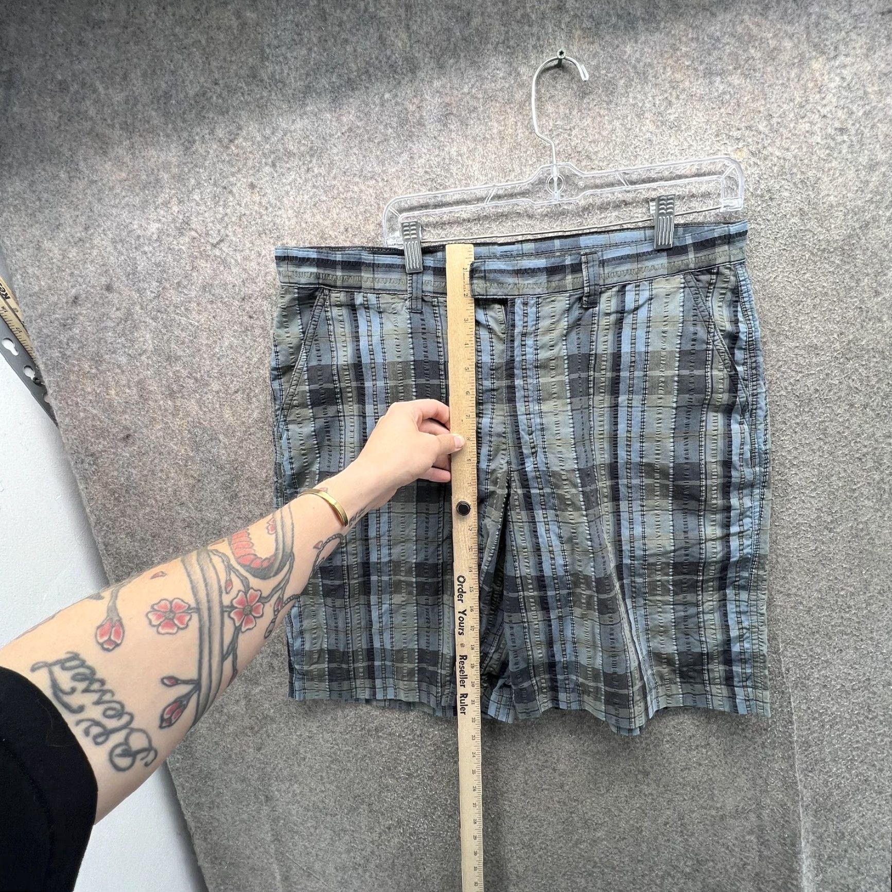 Patagonia Patagonia Shorts Mens 36 Green Plaid Chino Flat Front 10 Inseam Casual Summer Mens Size US 36 / EU 52 - 5 Thumbnail