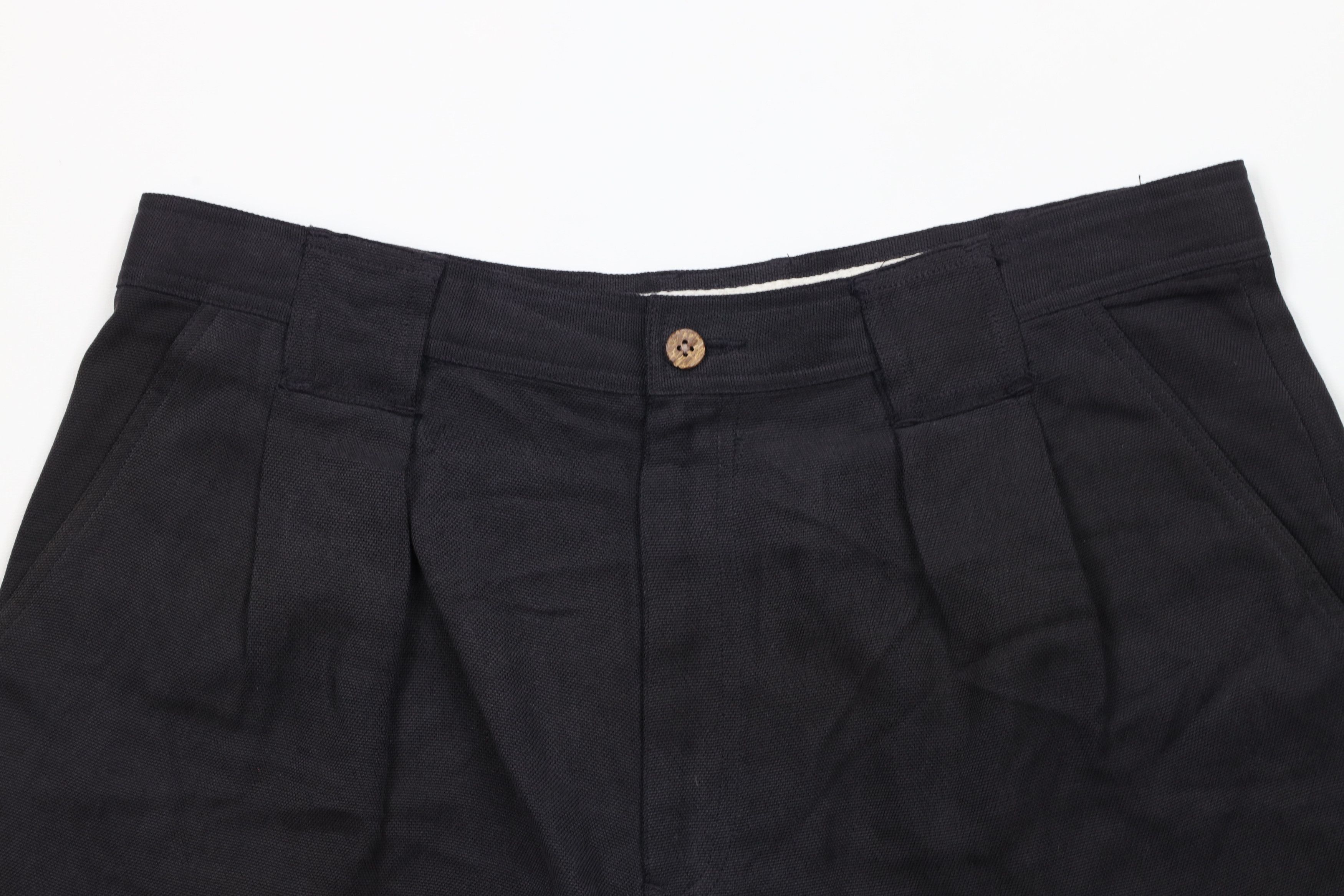Tommy Bahama × Vintage Vintage 90s Tommy Bahama Pleated Above Knee Chino Shorts Size US 34 / EU 50 - 2 Thumbnail